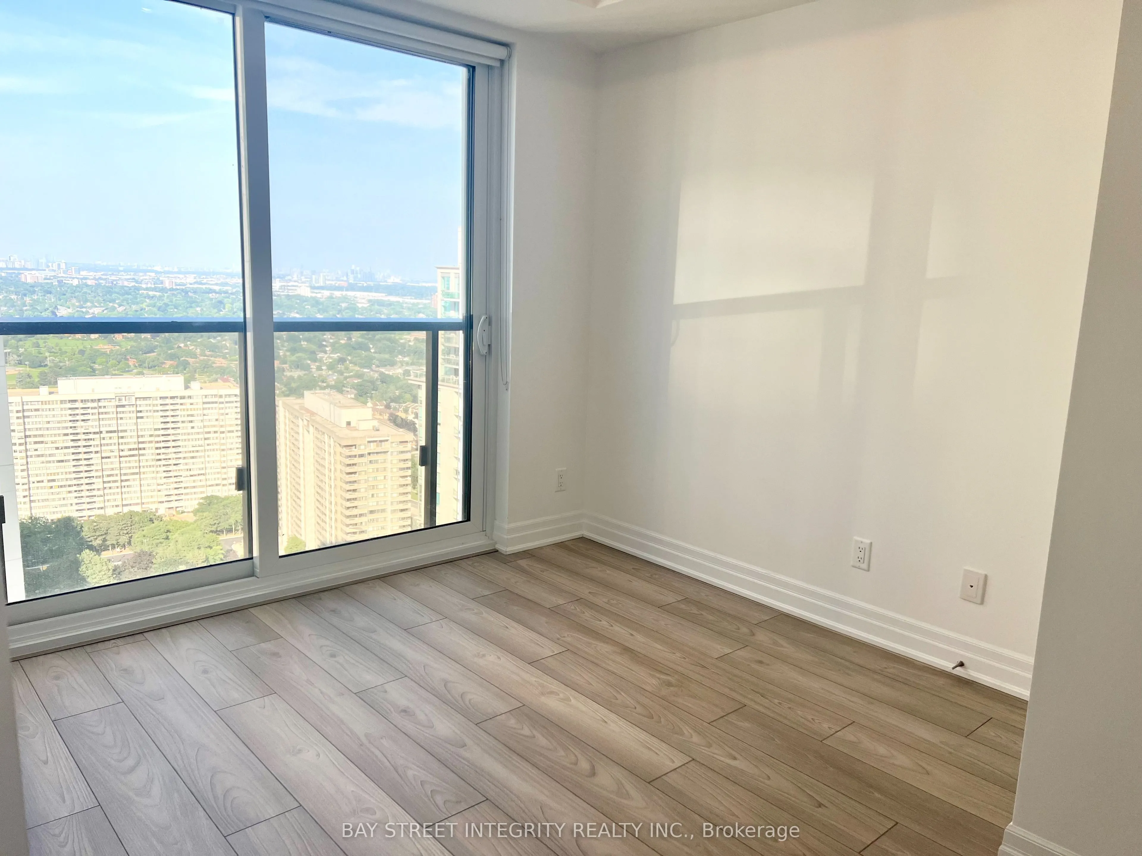 36 Elm Drive W, #3204