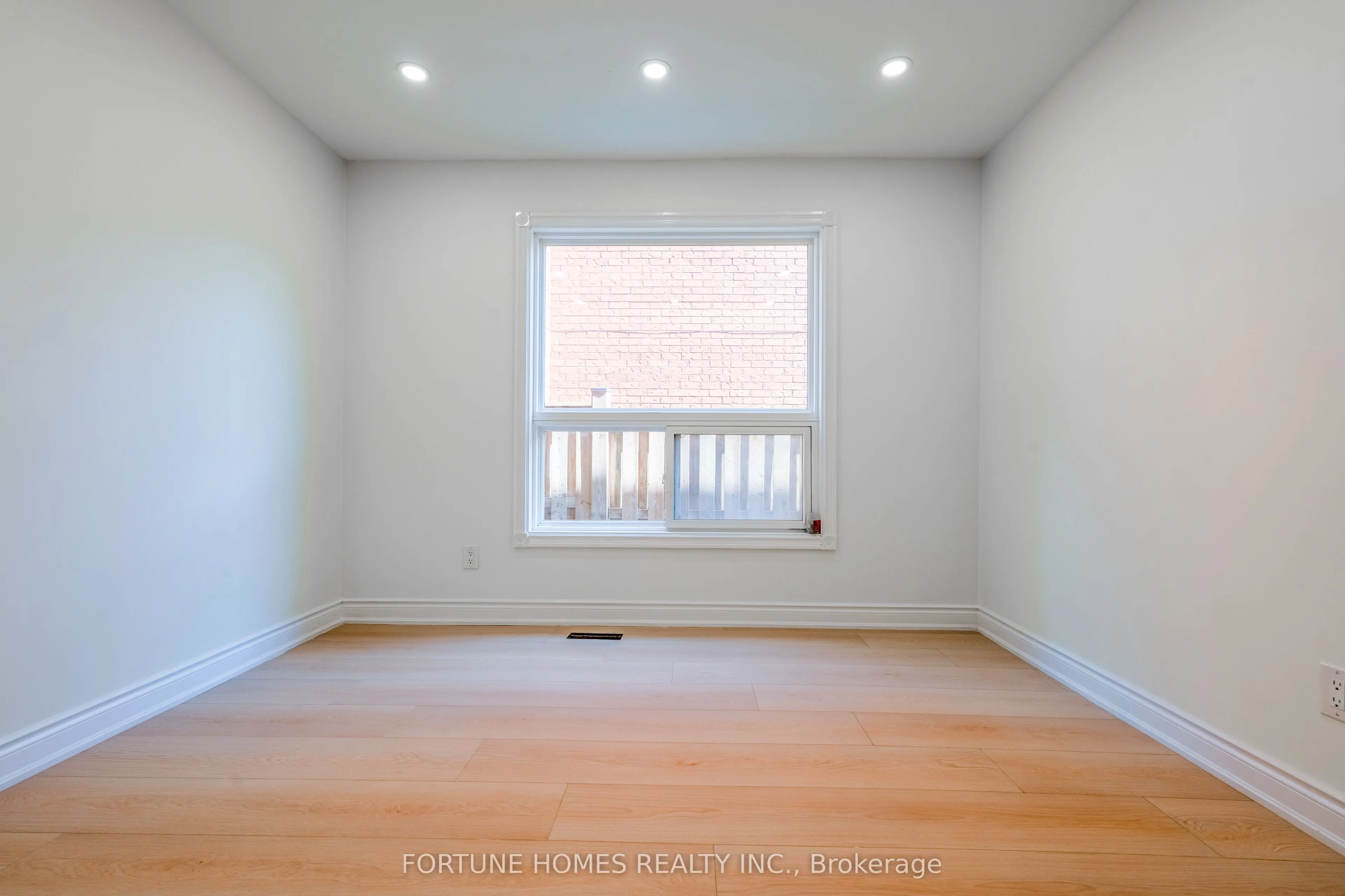 68 Nasmith Street