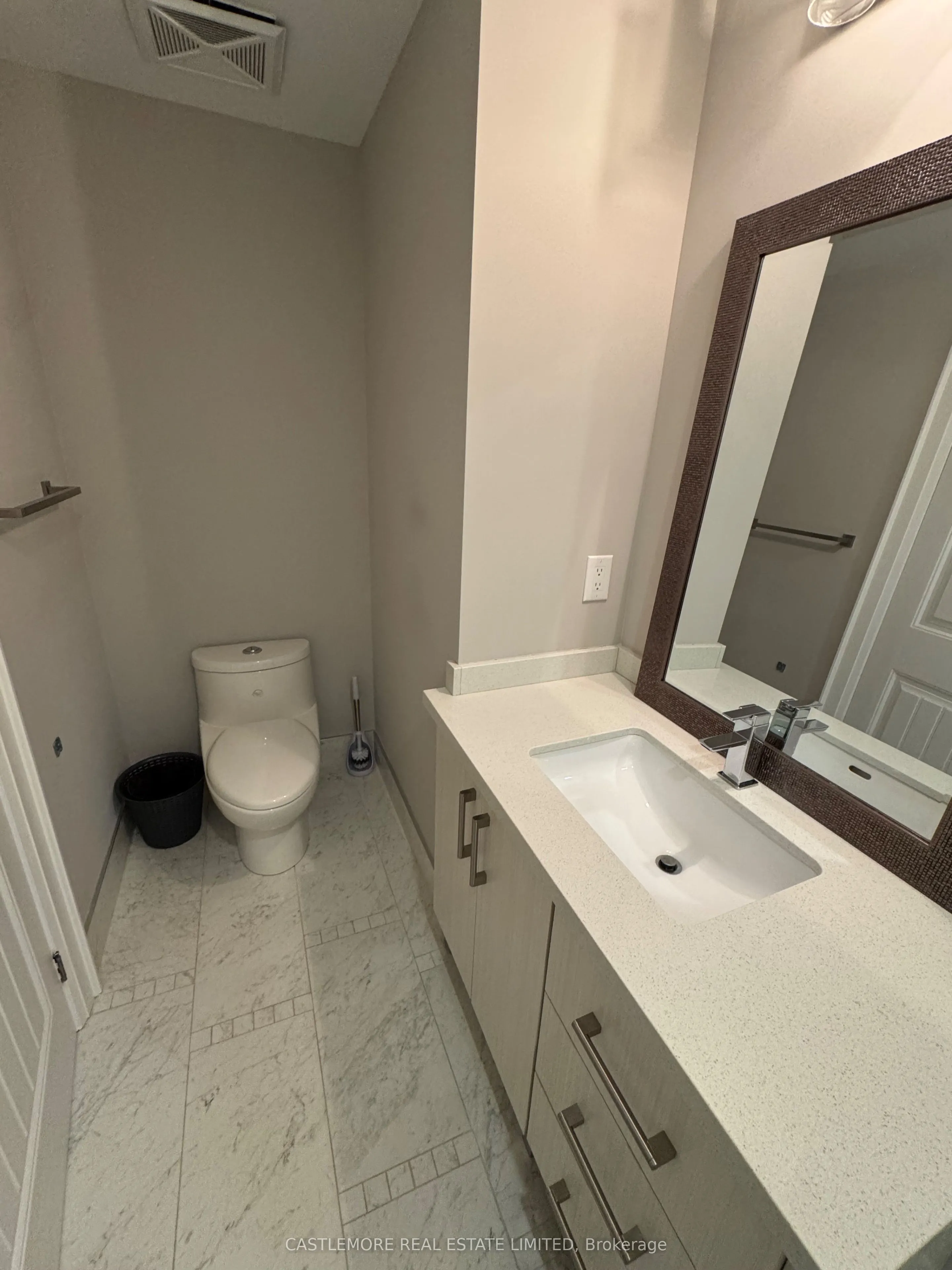 45 Yorkland Boulevard, #105