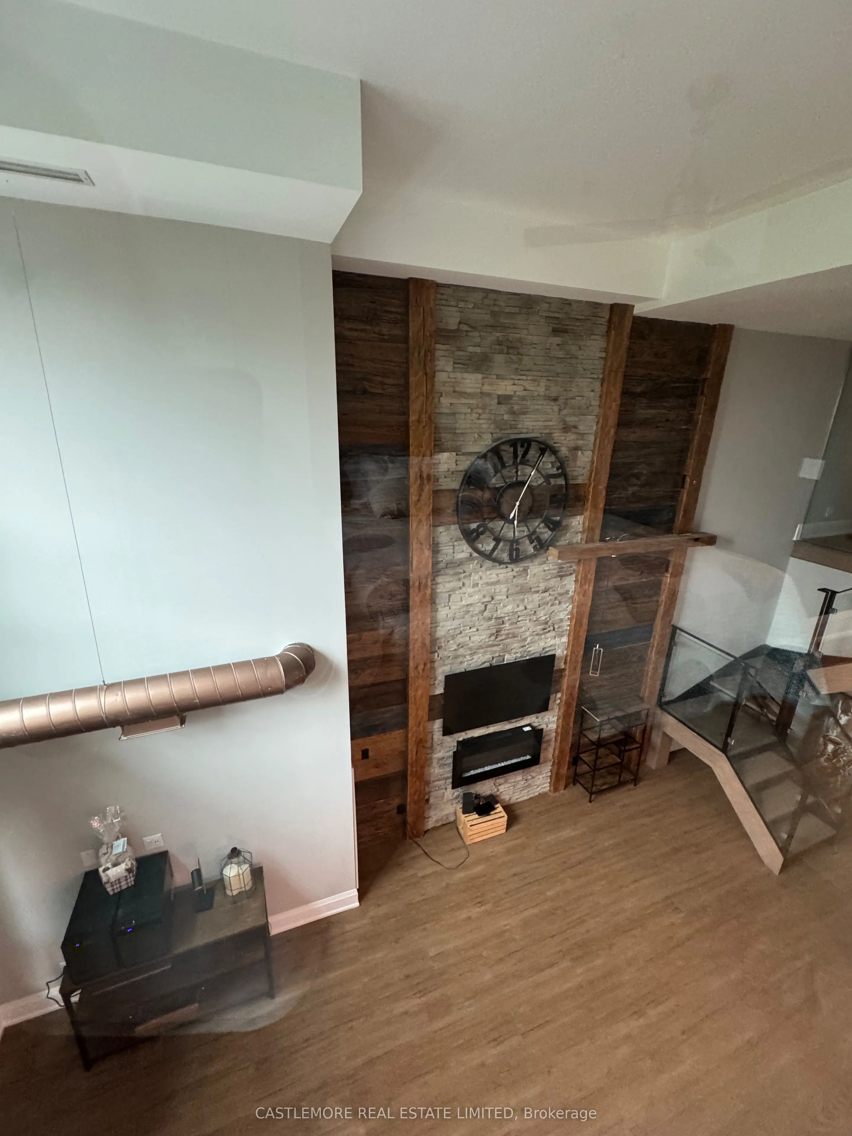 45 Yorkland Boulevard, #105