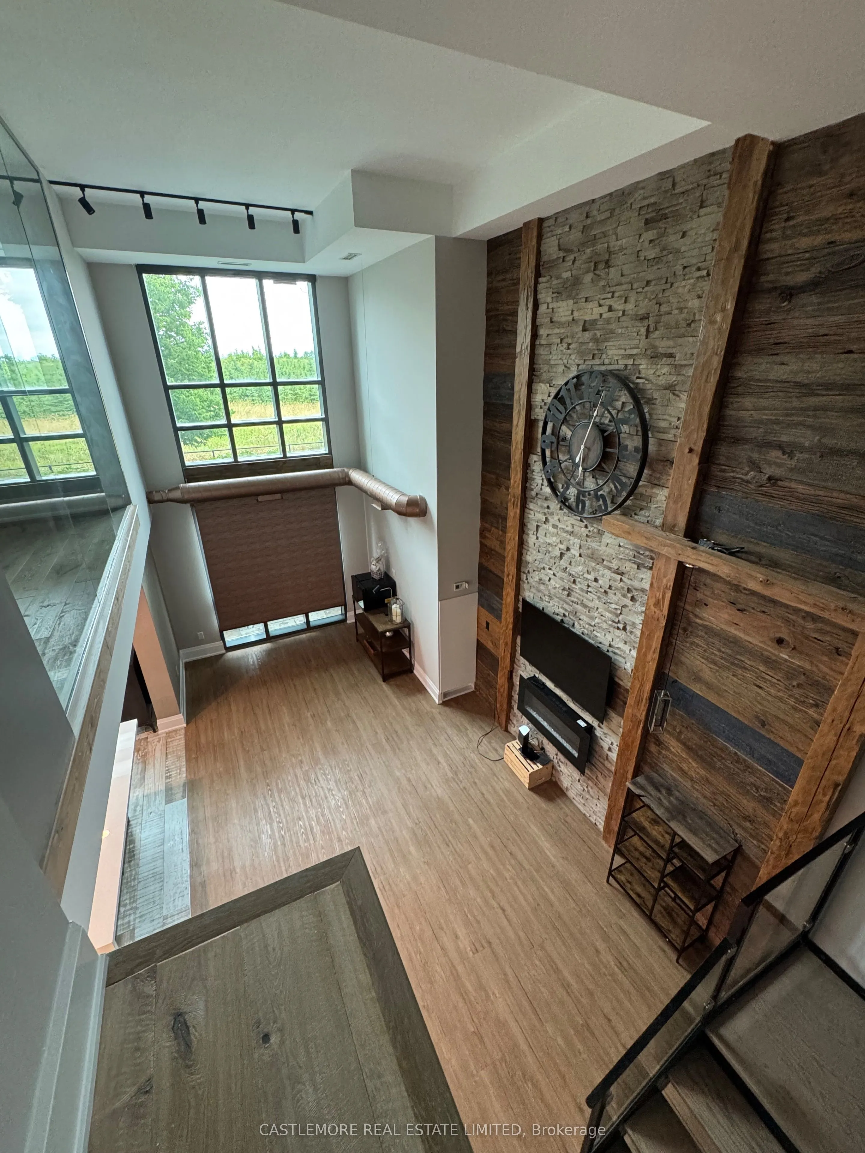 45 Yorkland Boulevard, #105