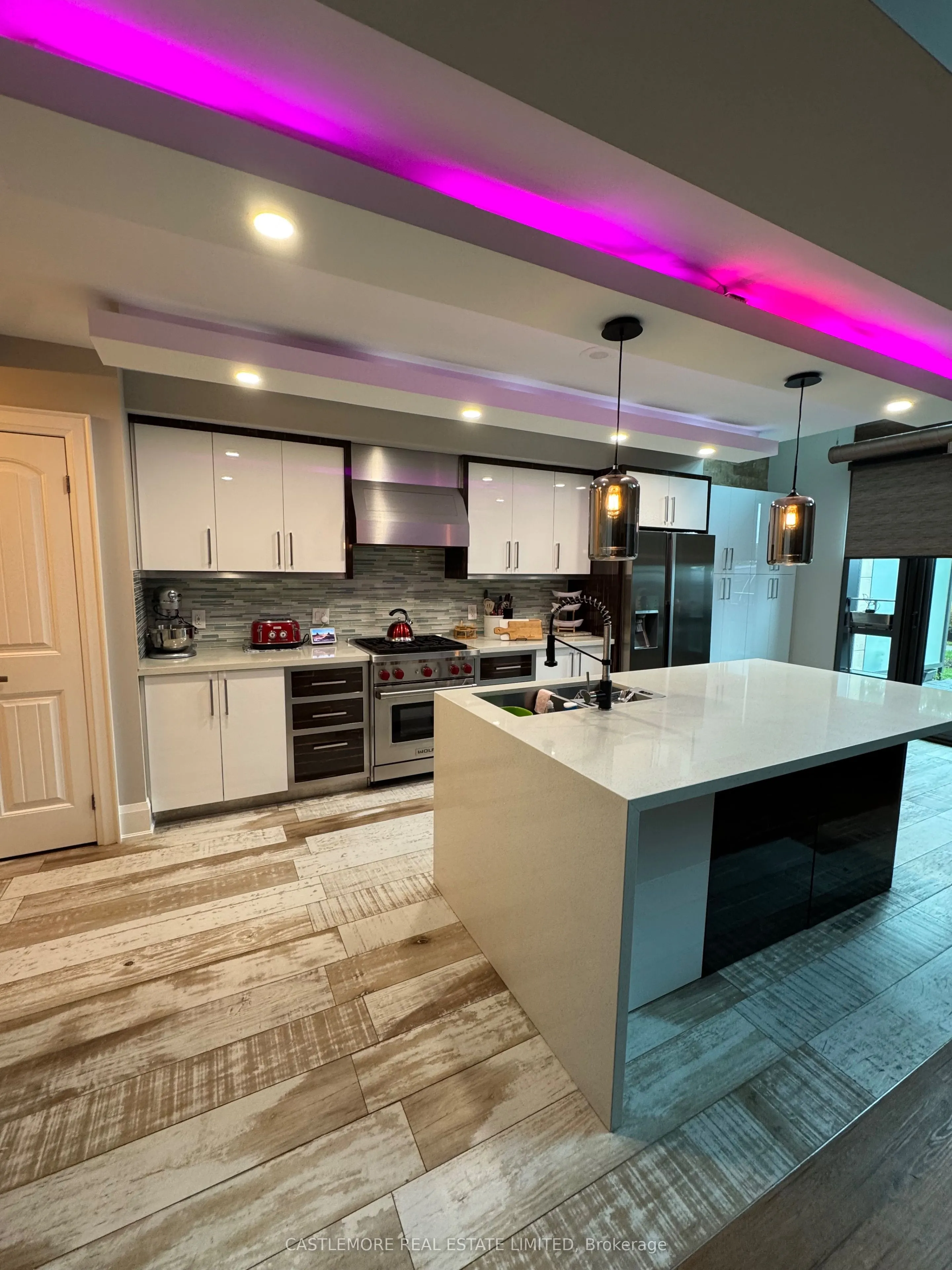 45 Yorkland Boulevard, #105