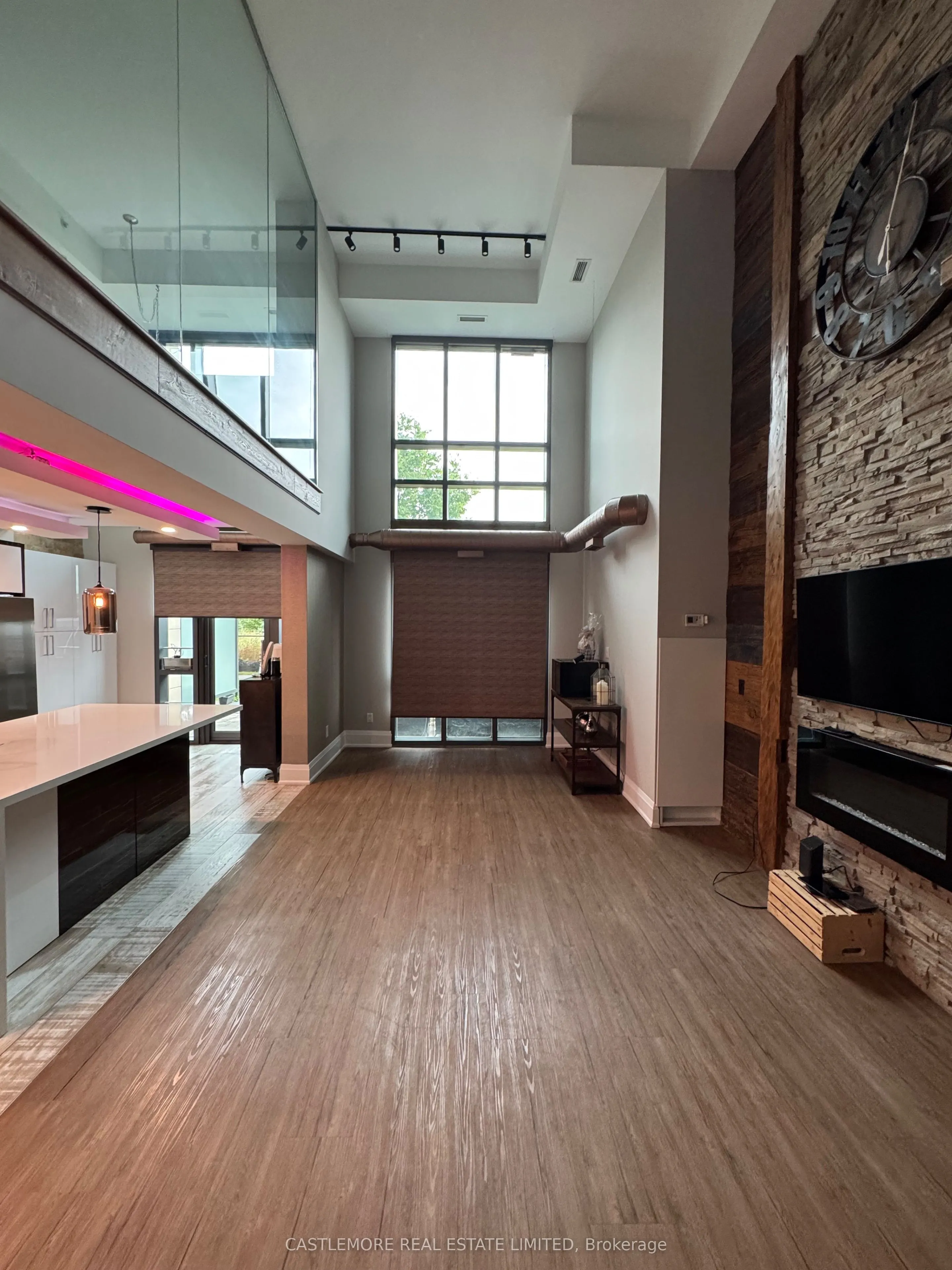 45 Yorkland Boulevard, #105