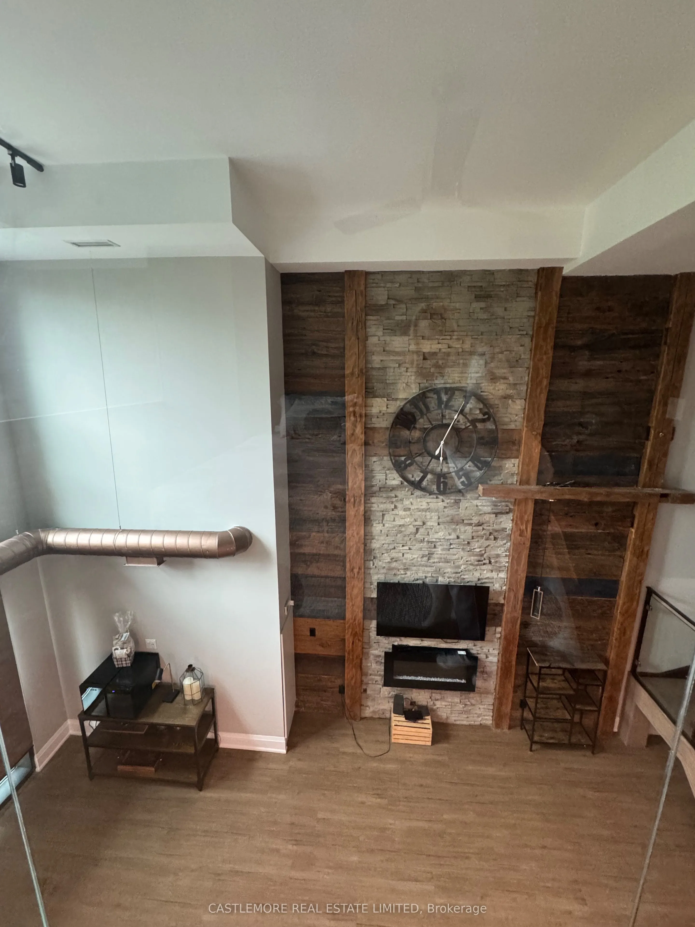 45 Yorkland Boulevard, #105