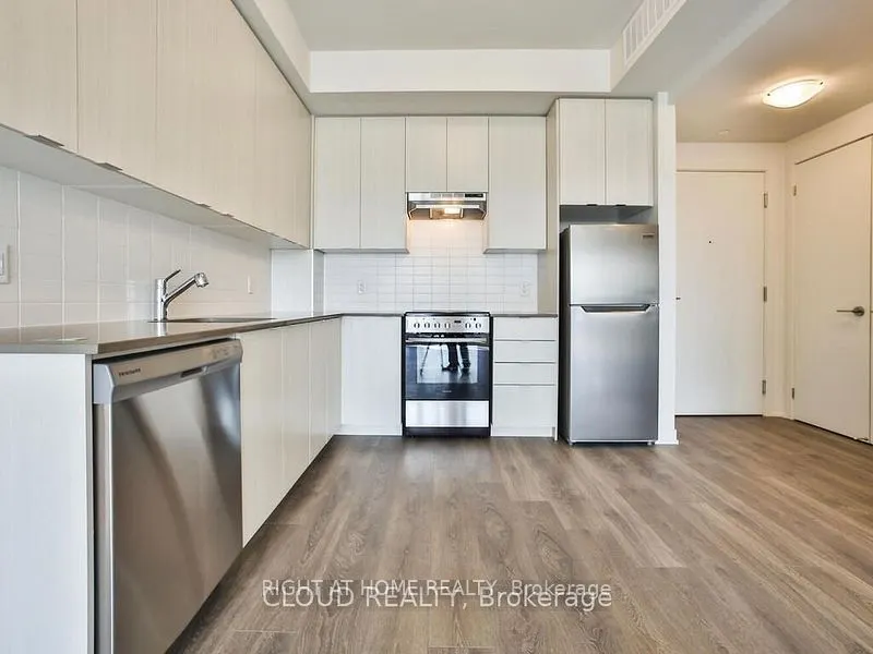 58 SKY HARBOUR Drive, #410