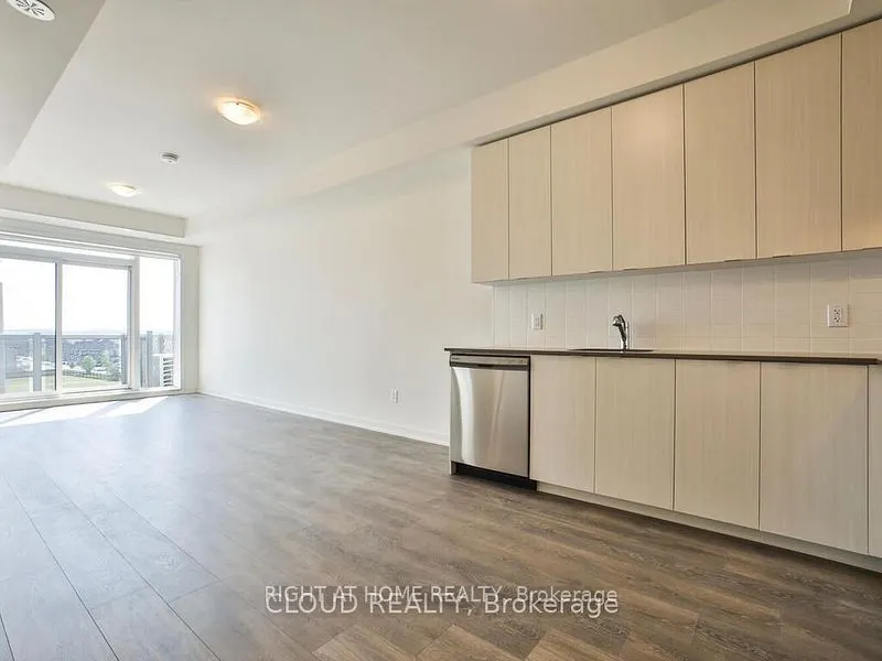 58 SKY HARBOUR Drive, #410