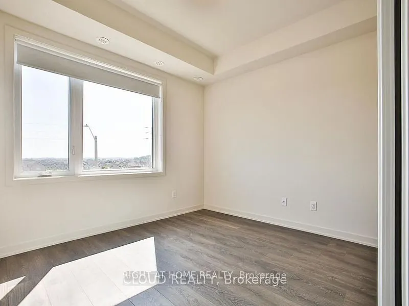 58 SKY HARBOUR Drive, #410