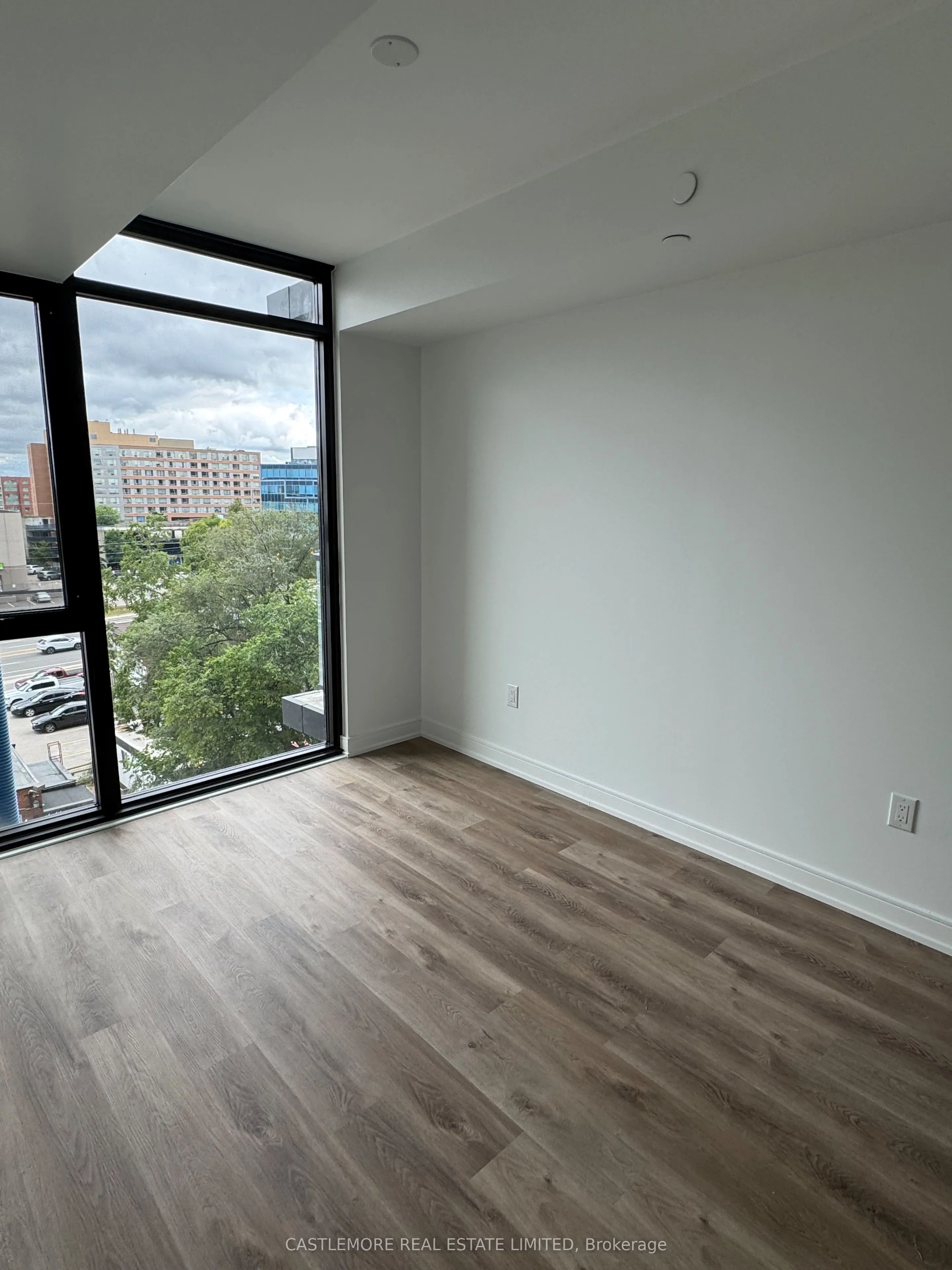 3009 Novar Road, #512