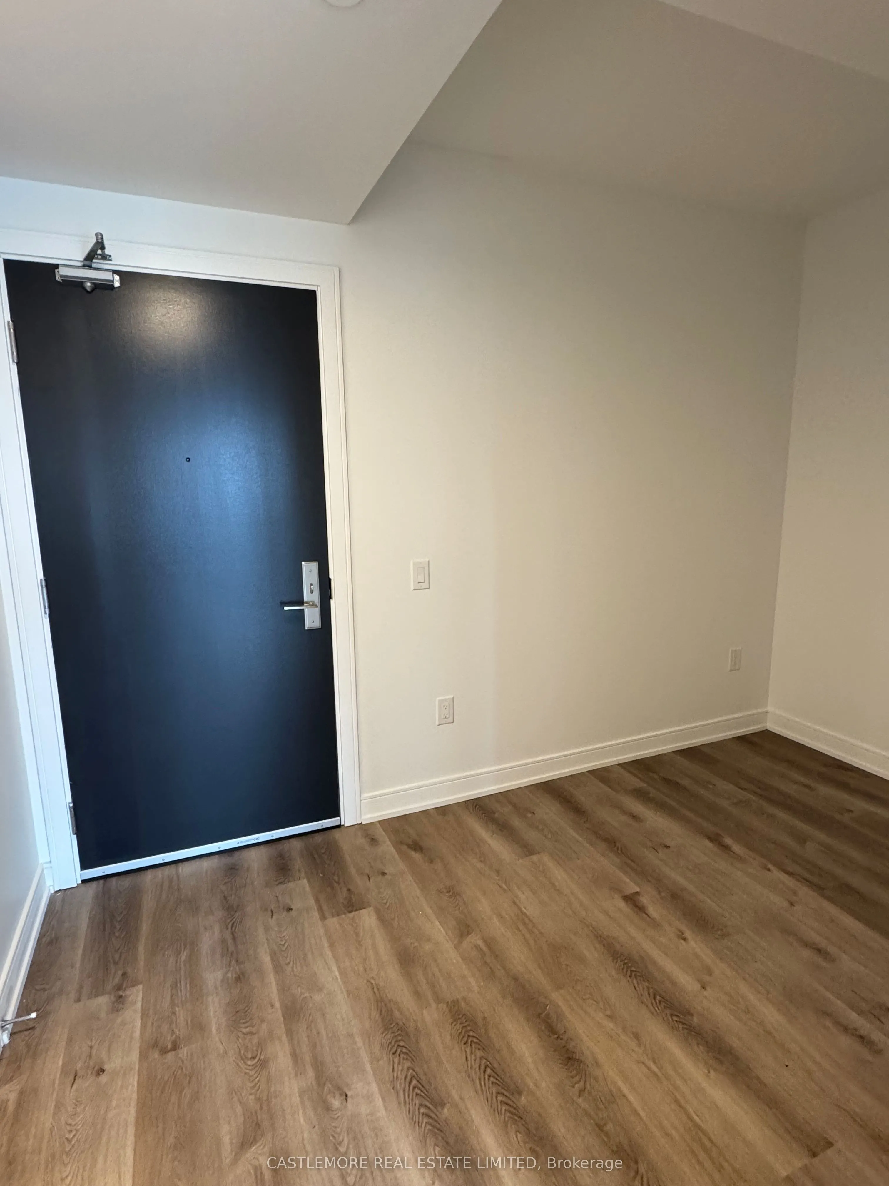 3009 Novar Road, #512