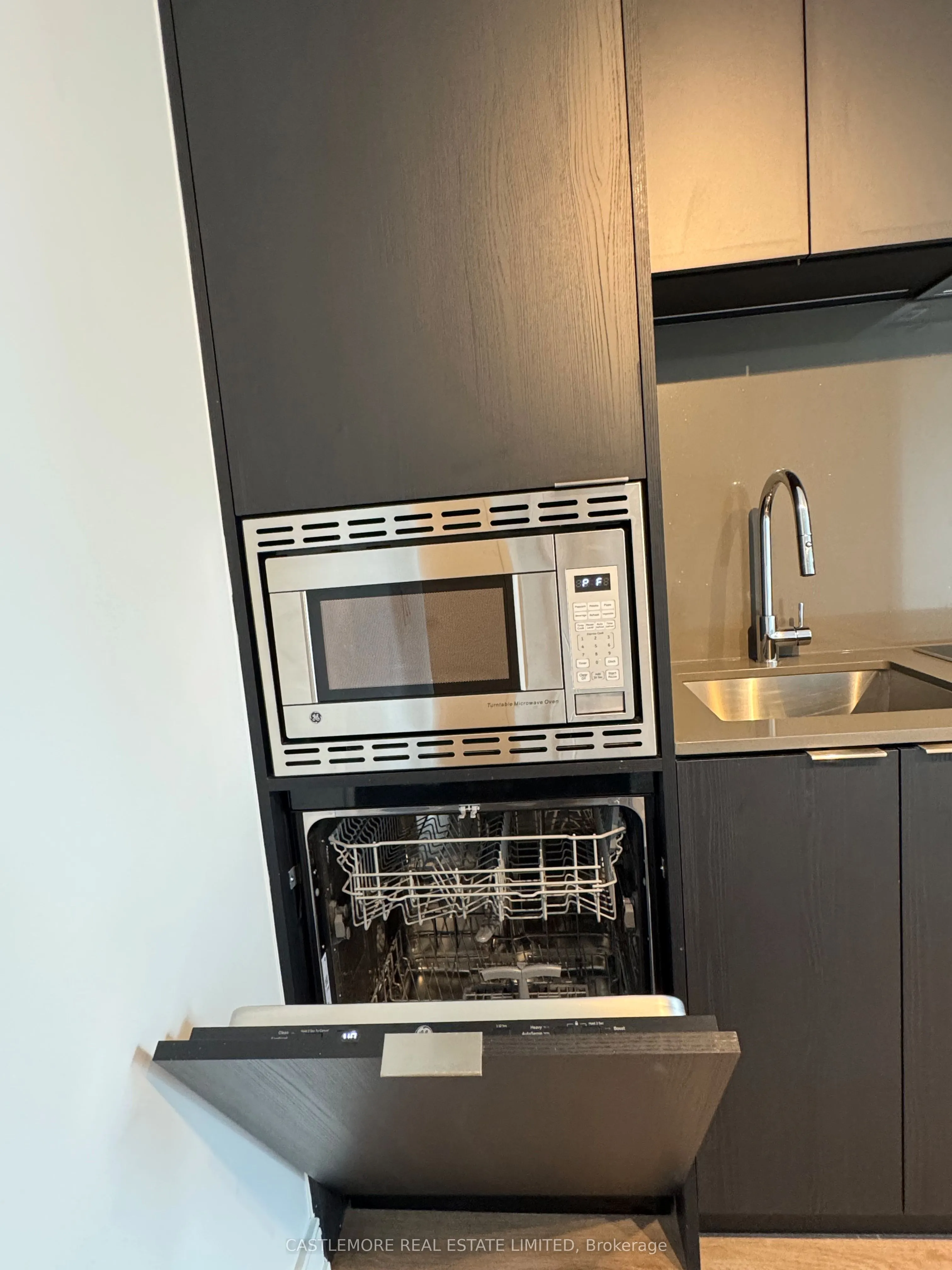 3009 Novar Road, #512