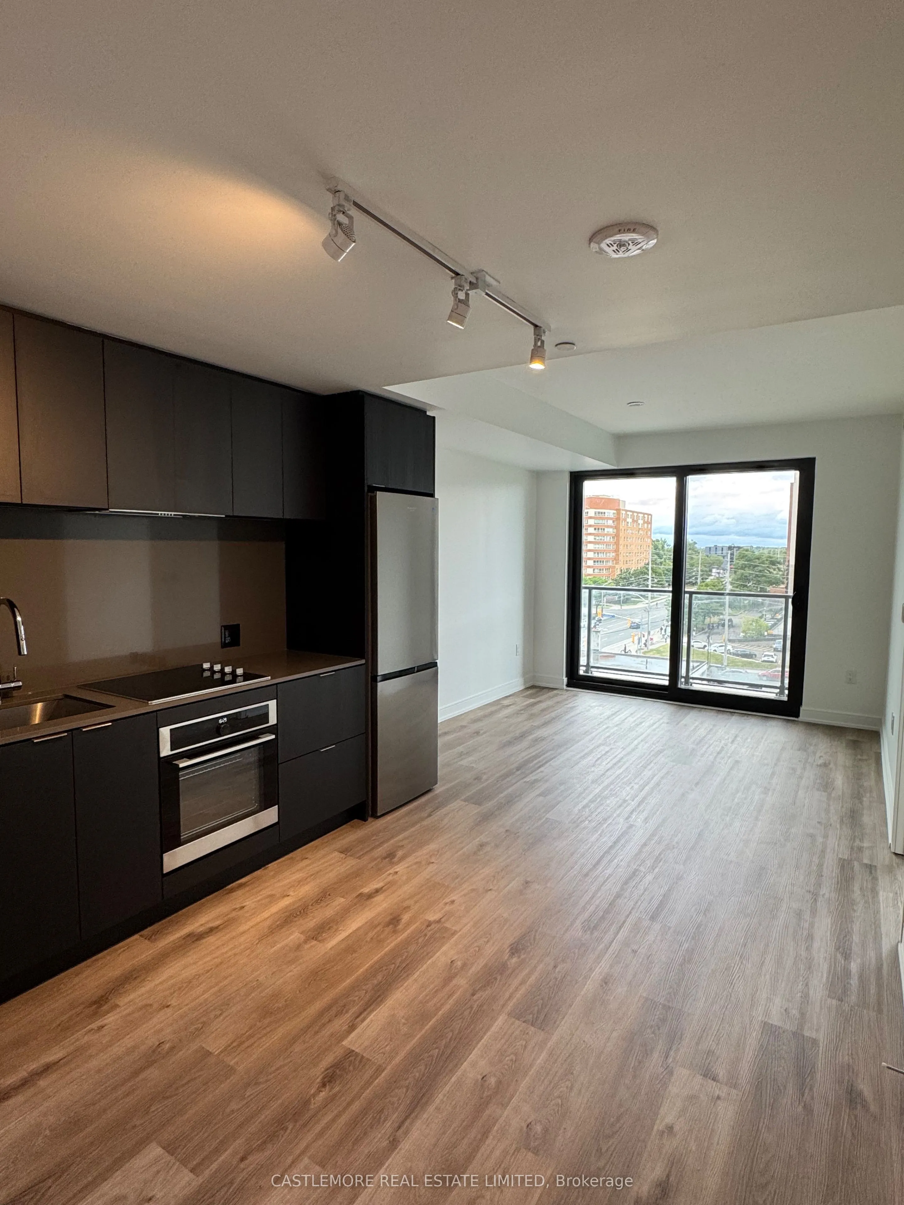 3009 Novar Road, #512
