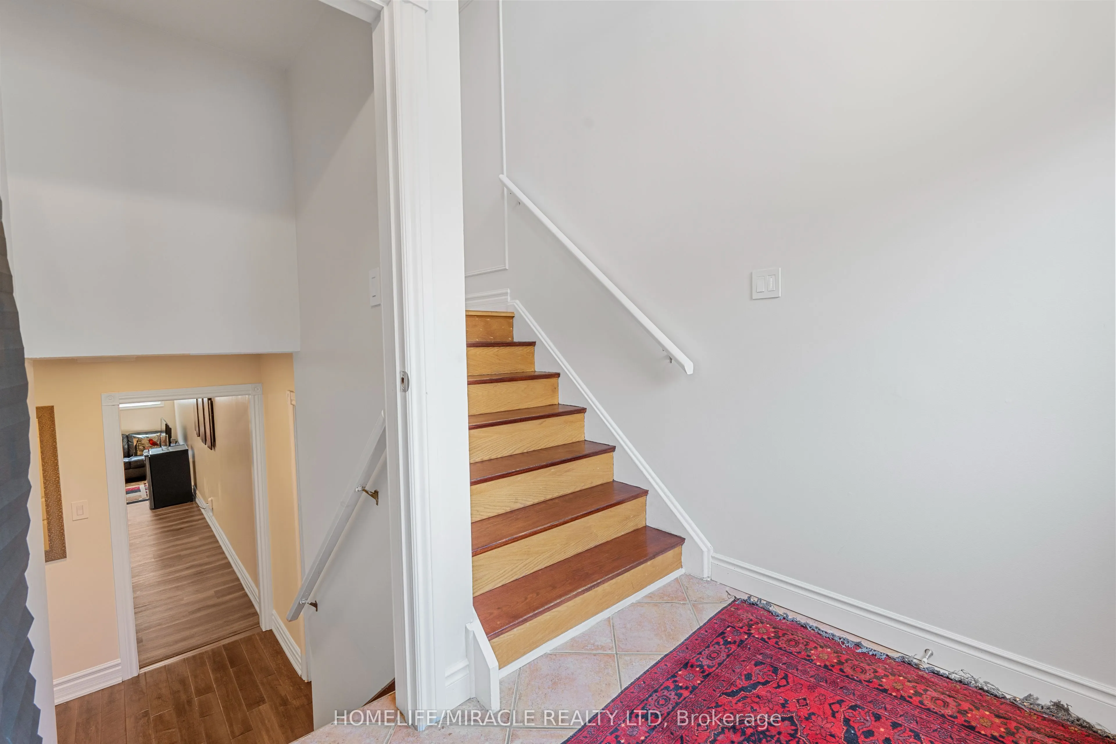 4216 Sunflower Drive