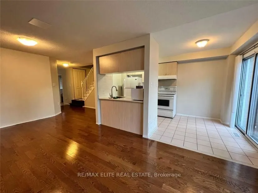 1240 Westview Terrace, #29