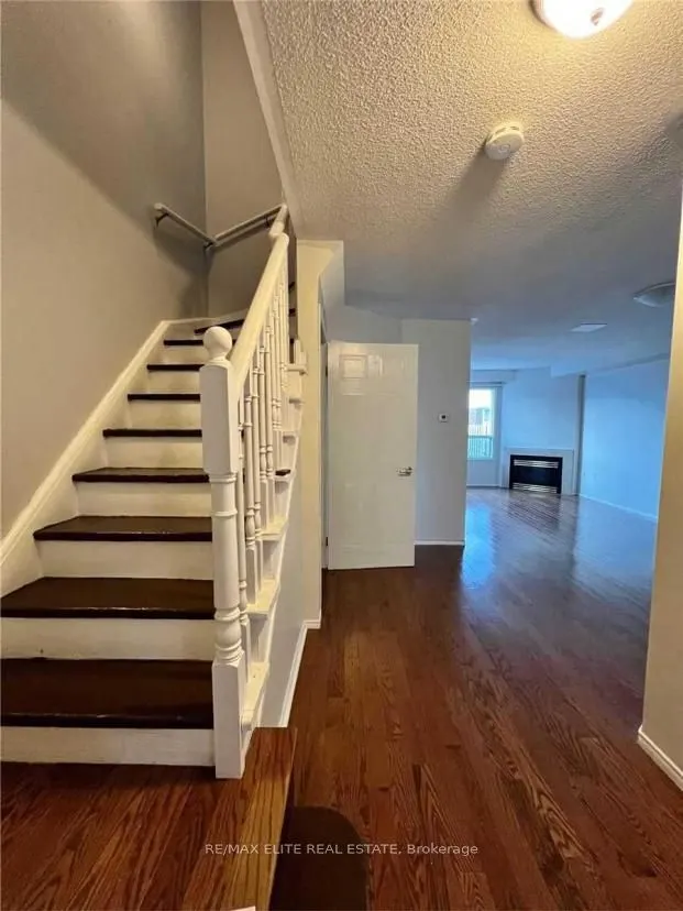 1240 Westview Terrace, #29