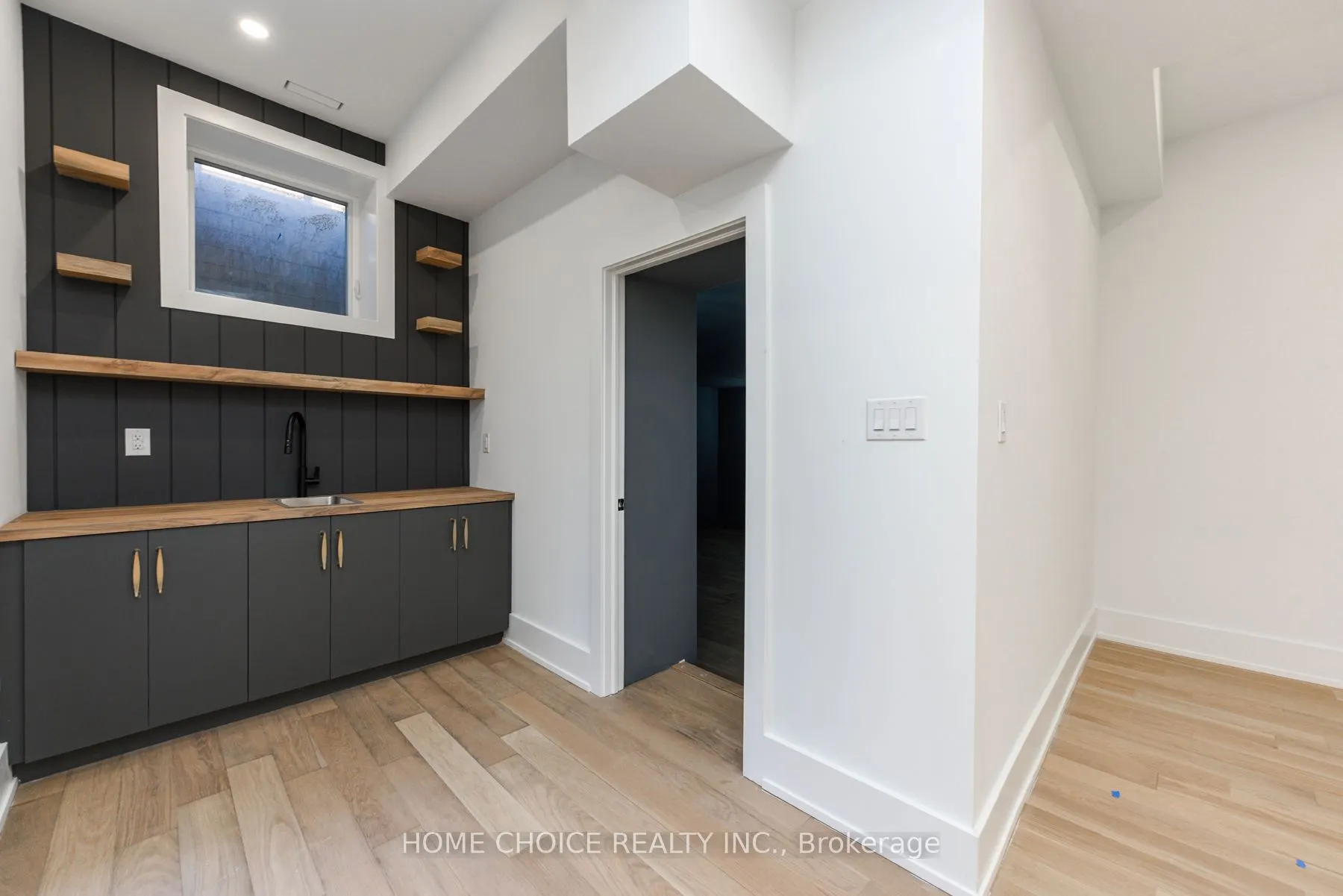 310 Tuck Drive