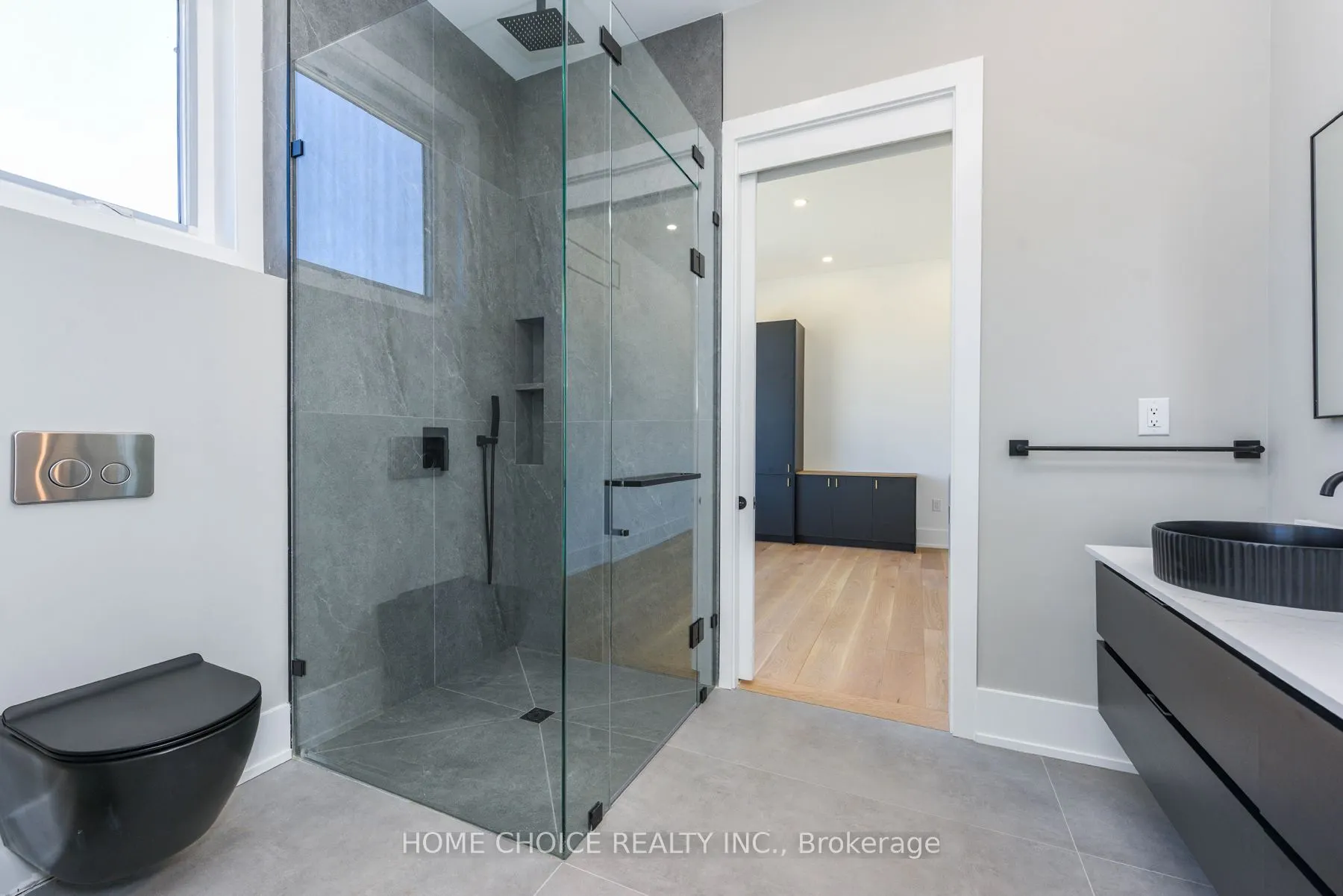 310 Tuck Drive