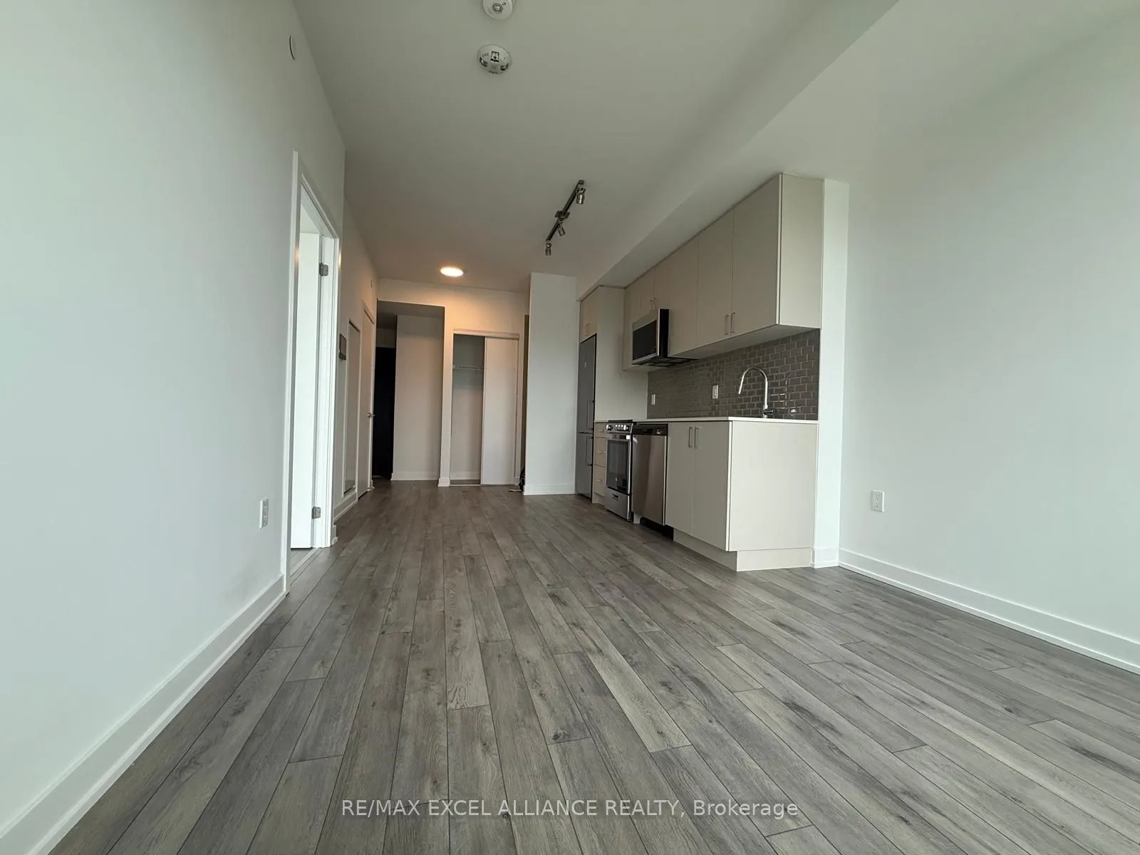 1005 Dundas Street E, #615