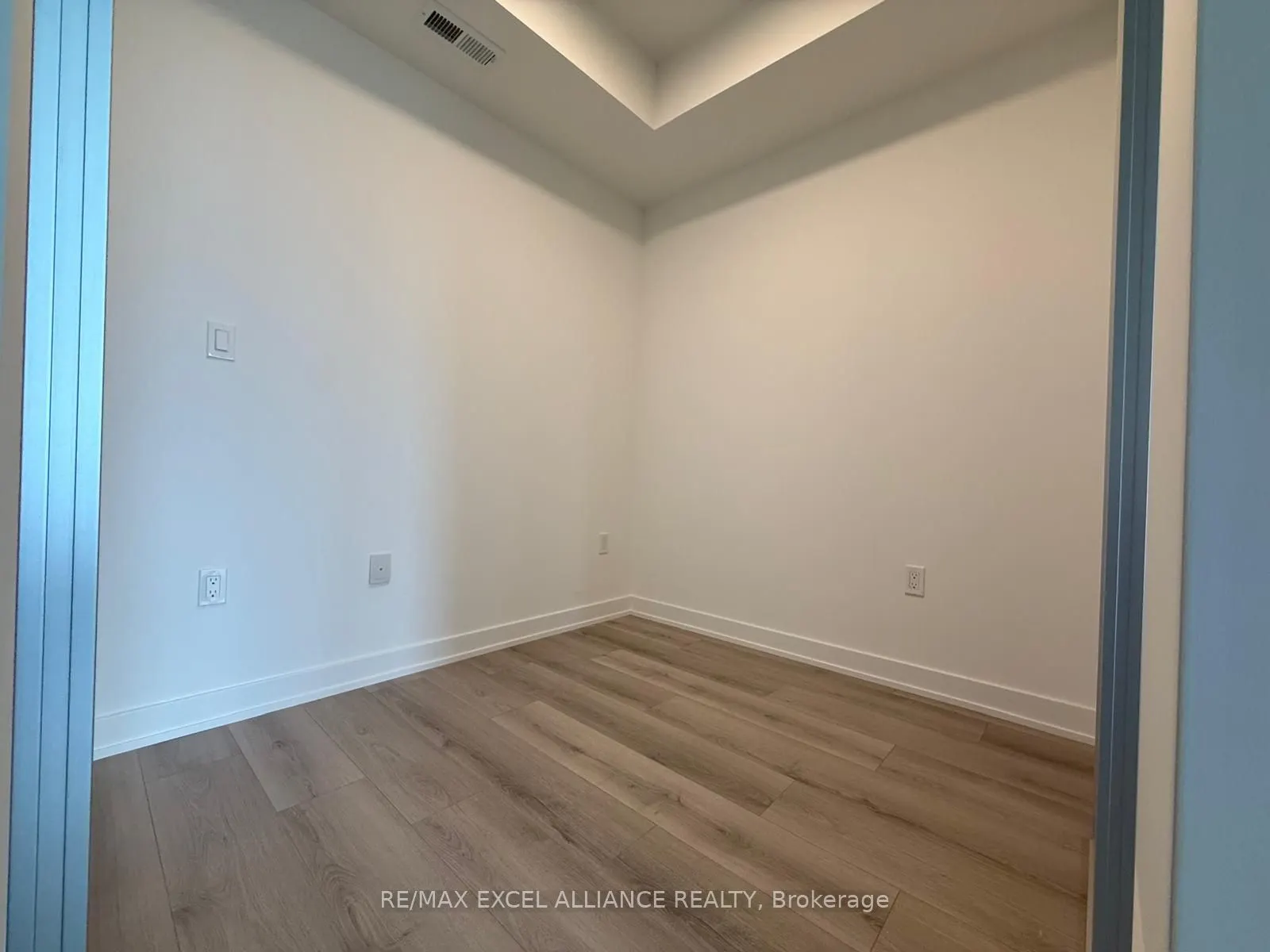 1005 Dundas Street E, #617