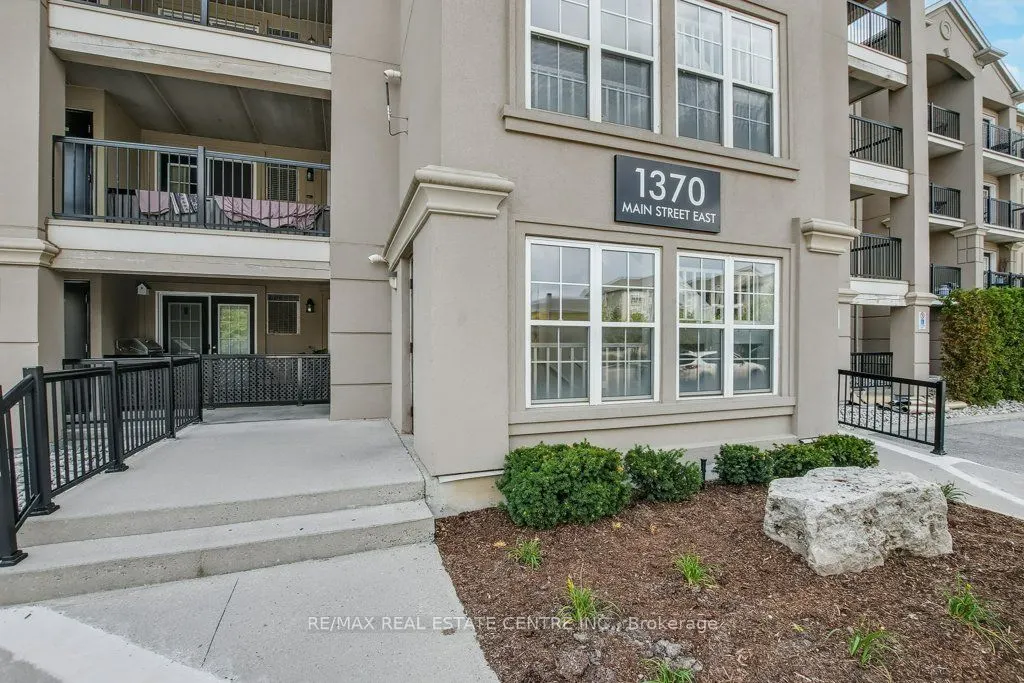 1370 Main Street E, #306