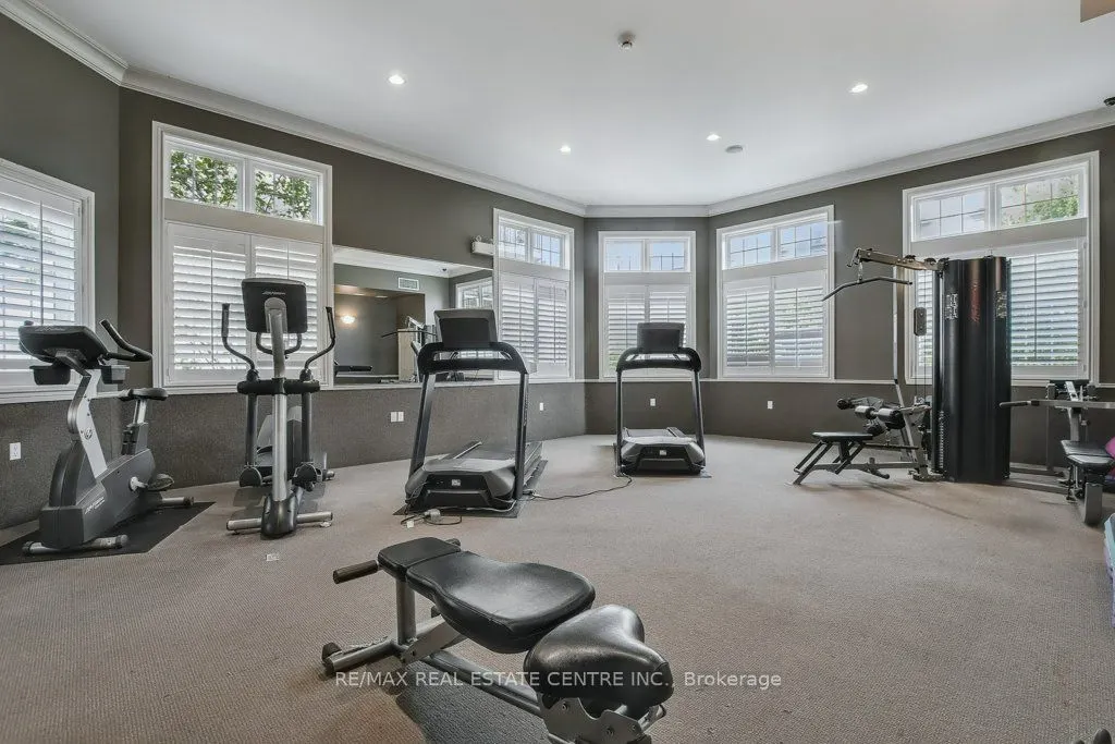1370 Main Street E, #306