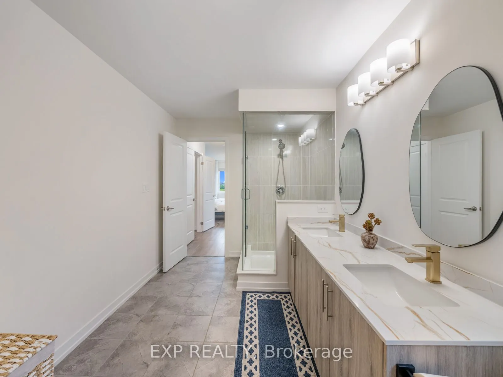 1476 Rose Way
