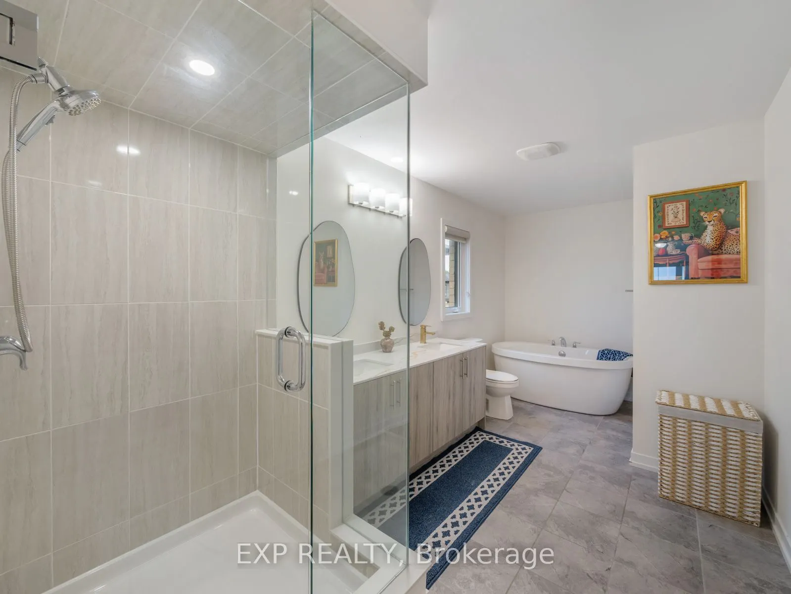 1476 Rose Way