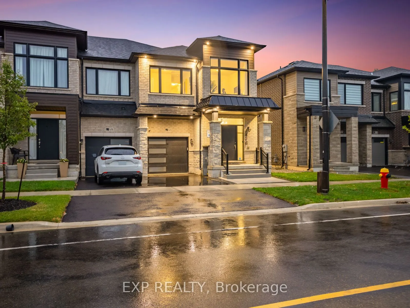 1476 Rose Way