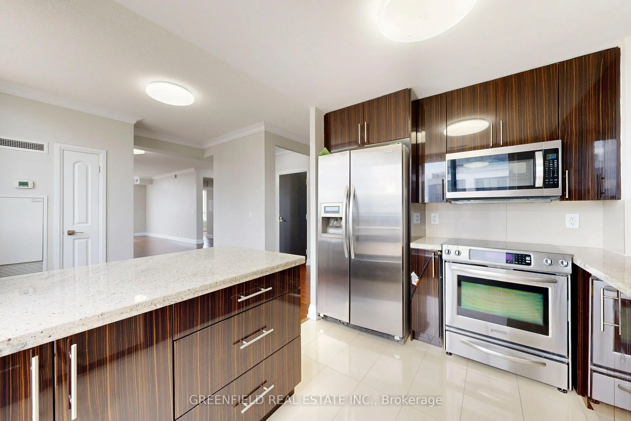 55 De Boers Drive, #LPH03