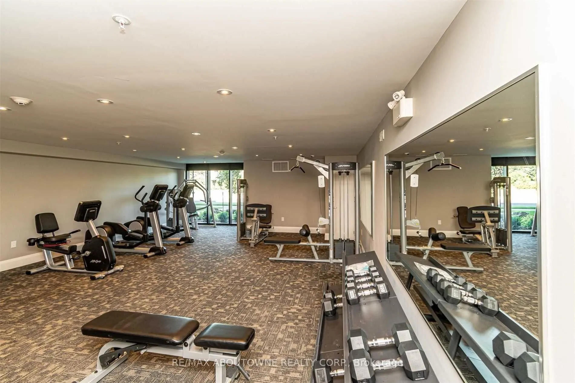 610 Farmstead Drive, #406