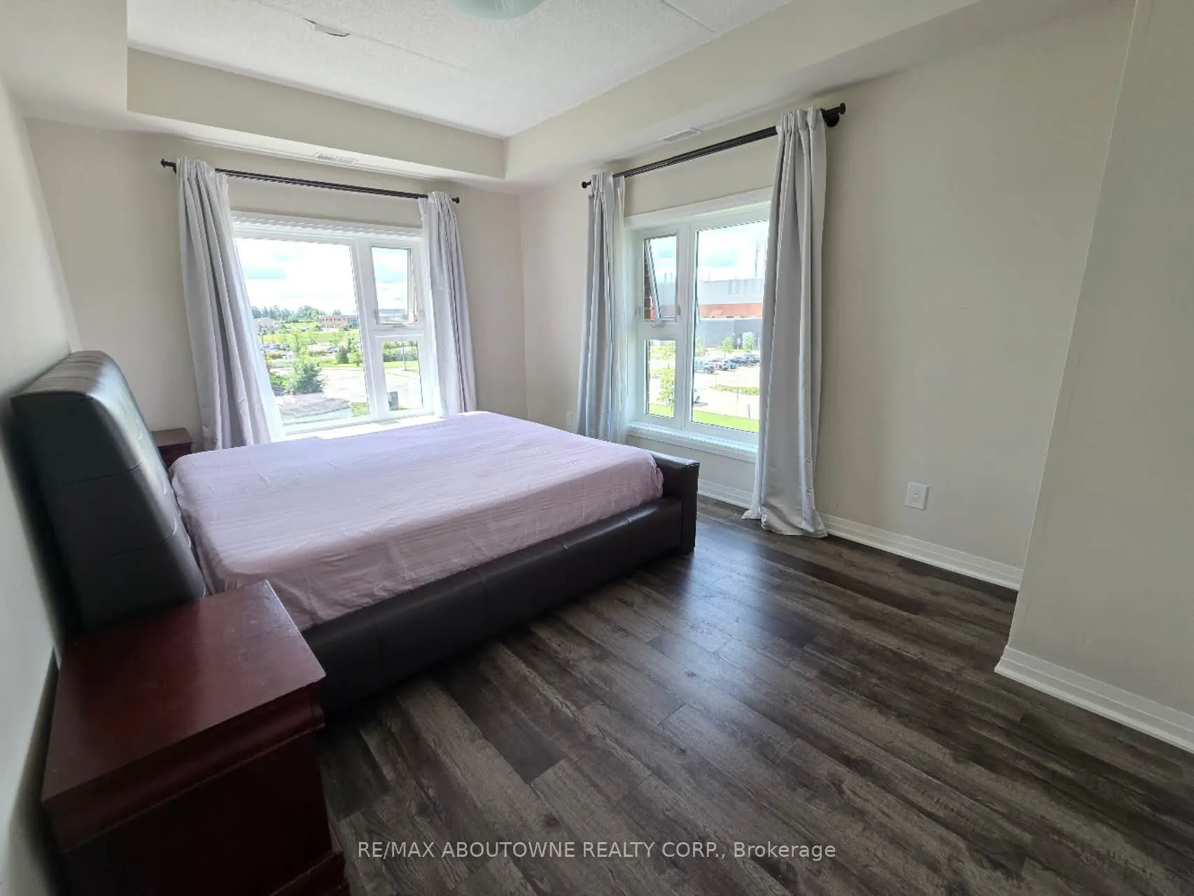 610 Farmstead Drive, #406
