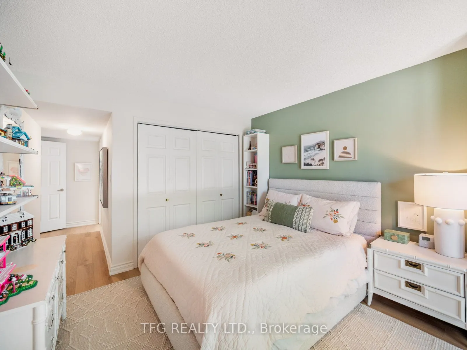 100 Lakeshore Road E, #610