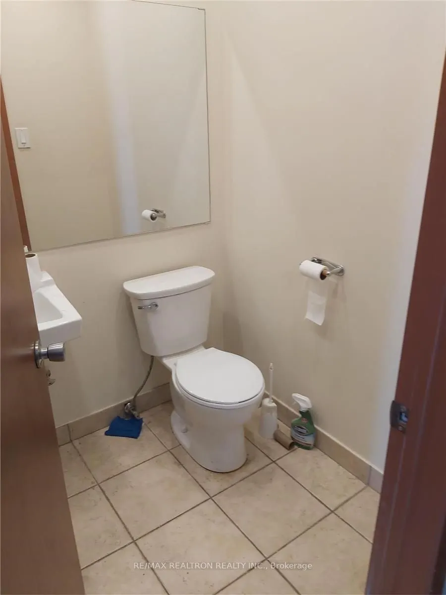 5100 Maingate Drive, #11