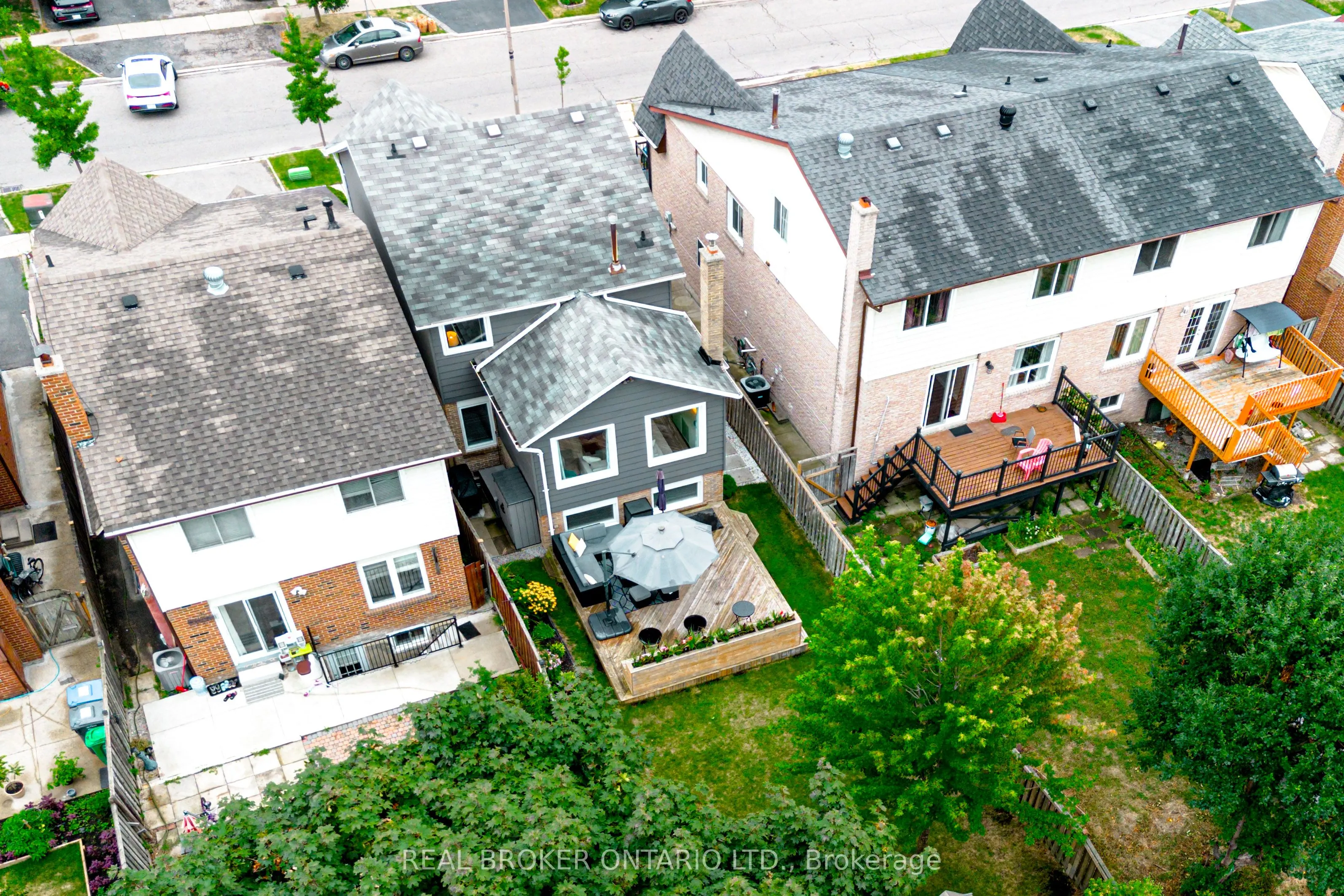 393 Hansen RD North Road