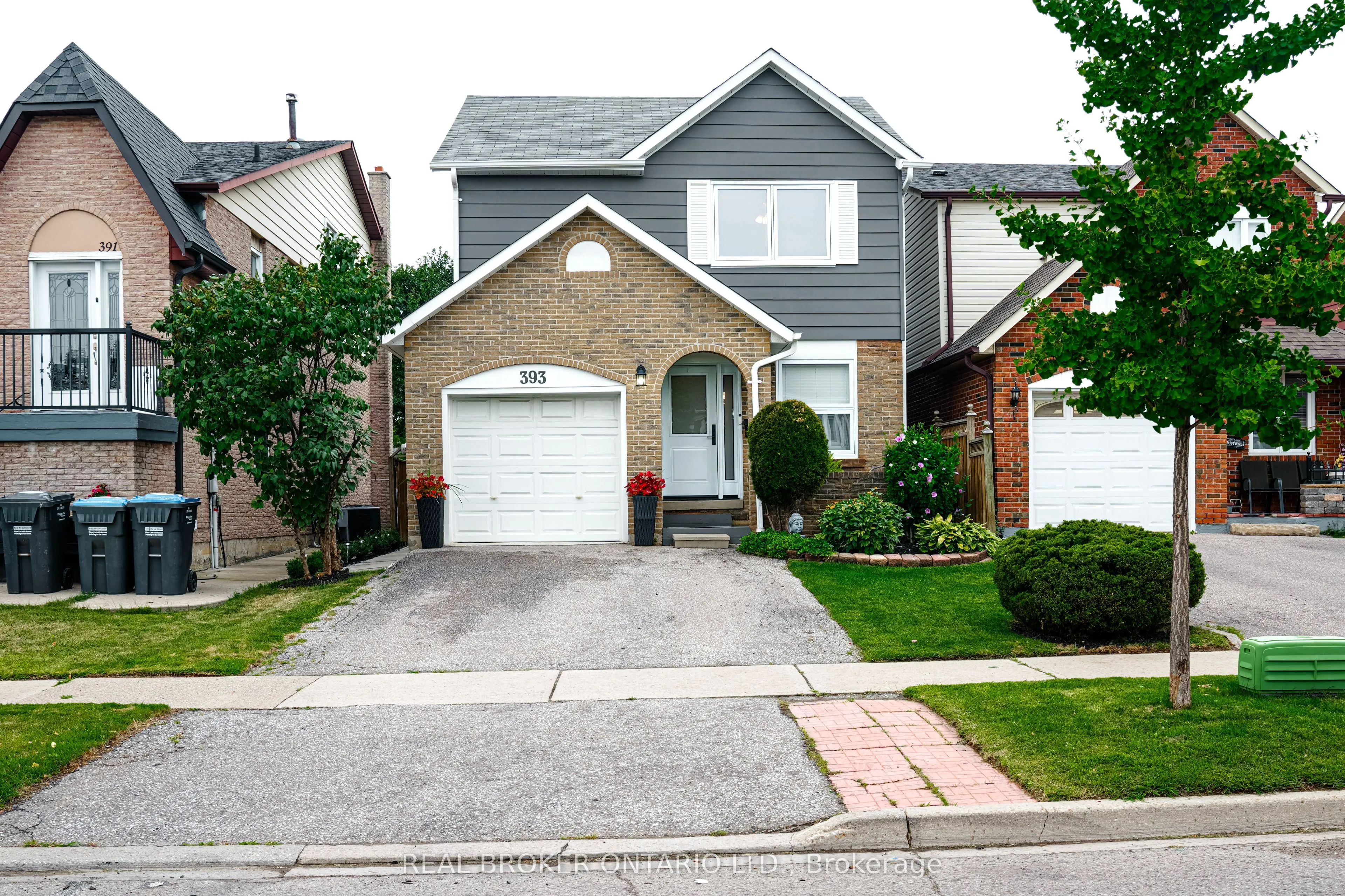 393 Hansen RD North Road
