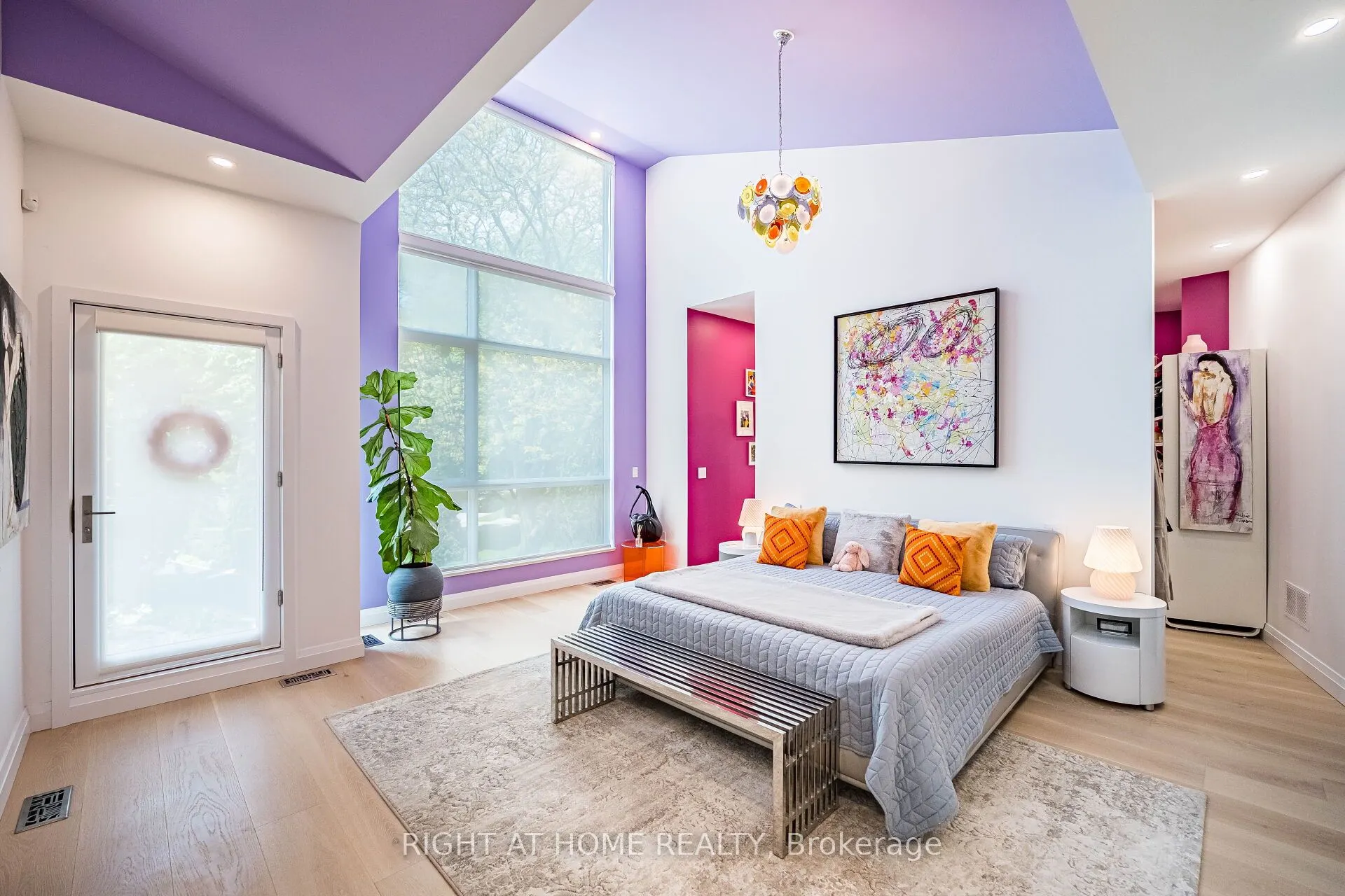 1 Friars Lane W