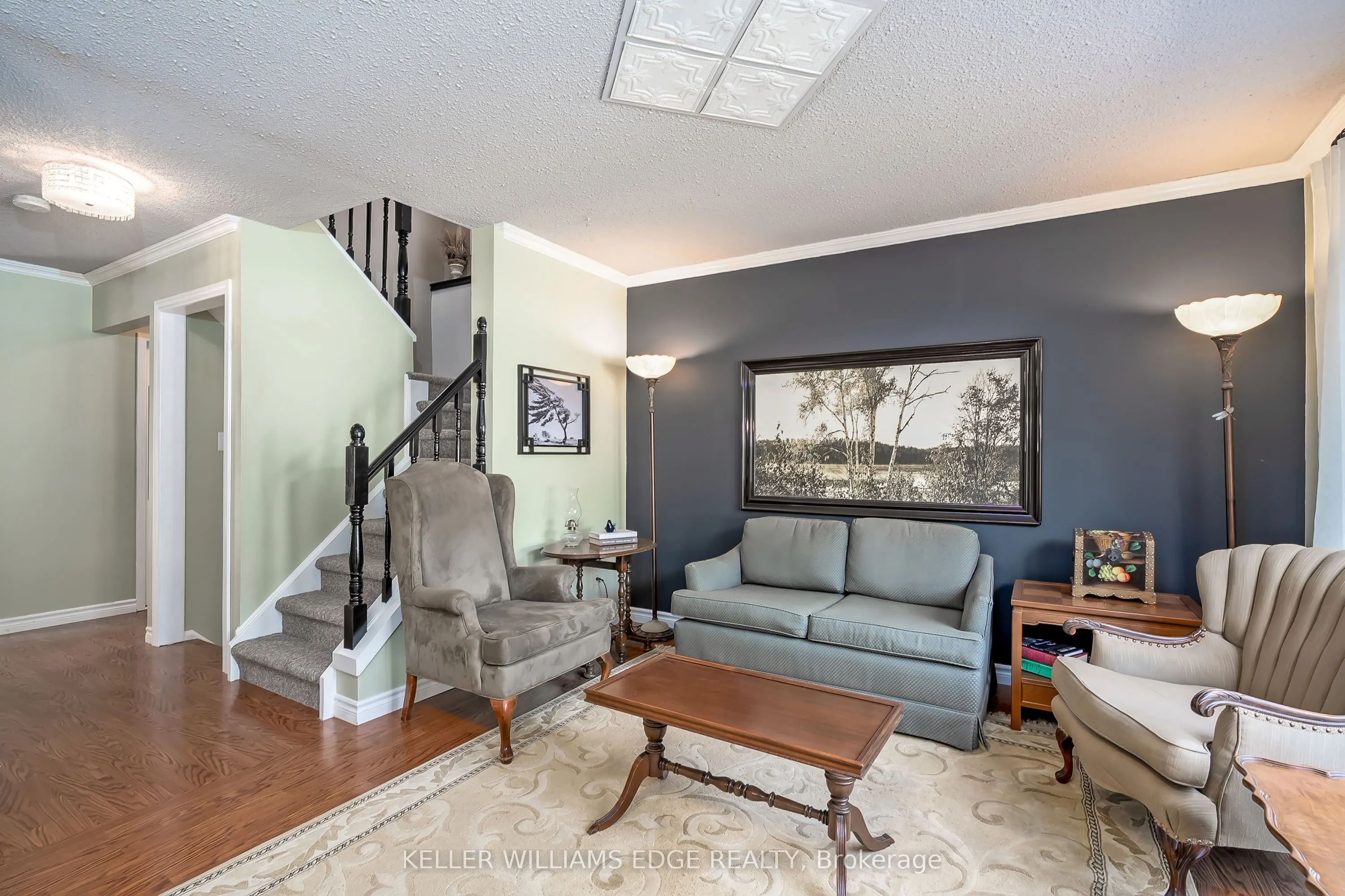 2407 Hemlock Court