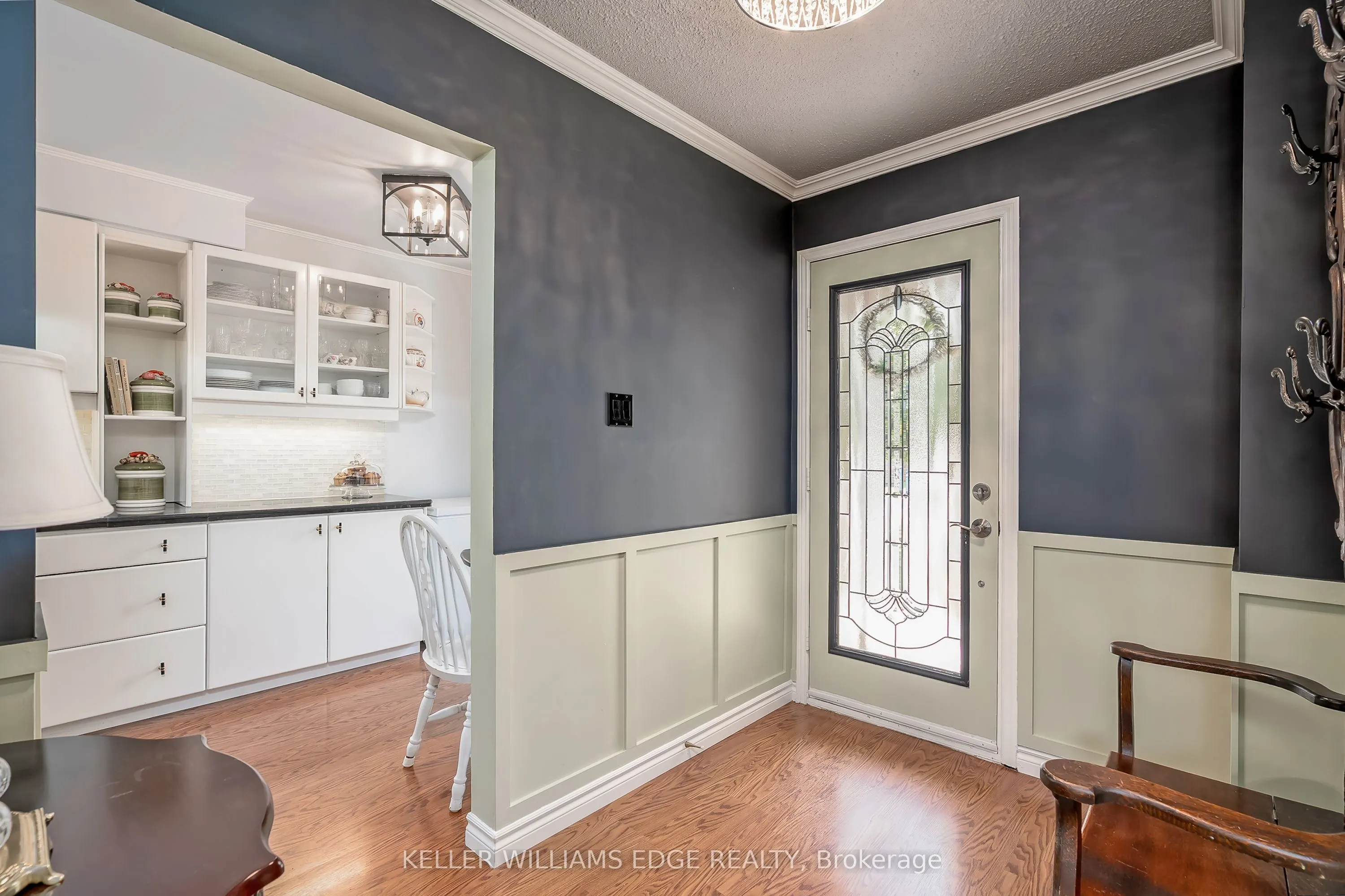 2407 Hemlock Court