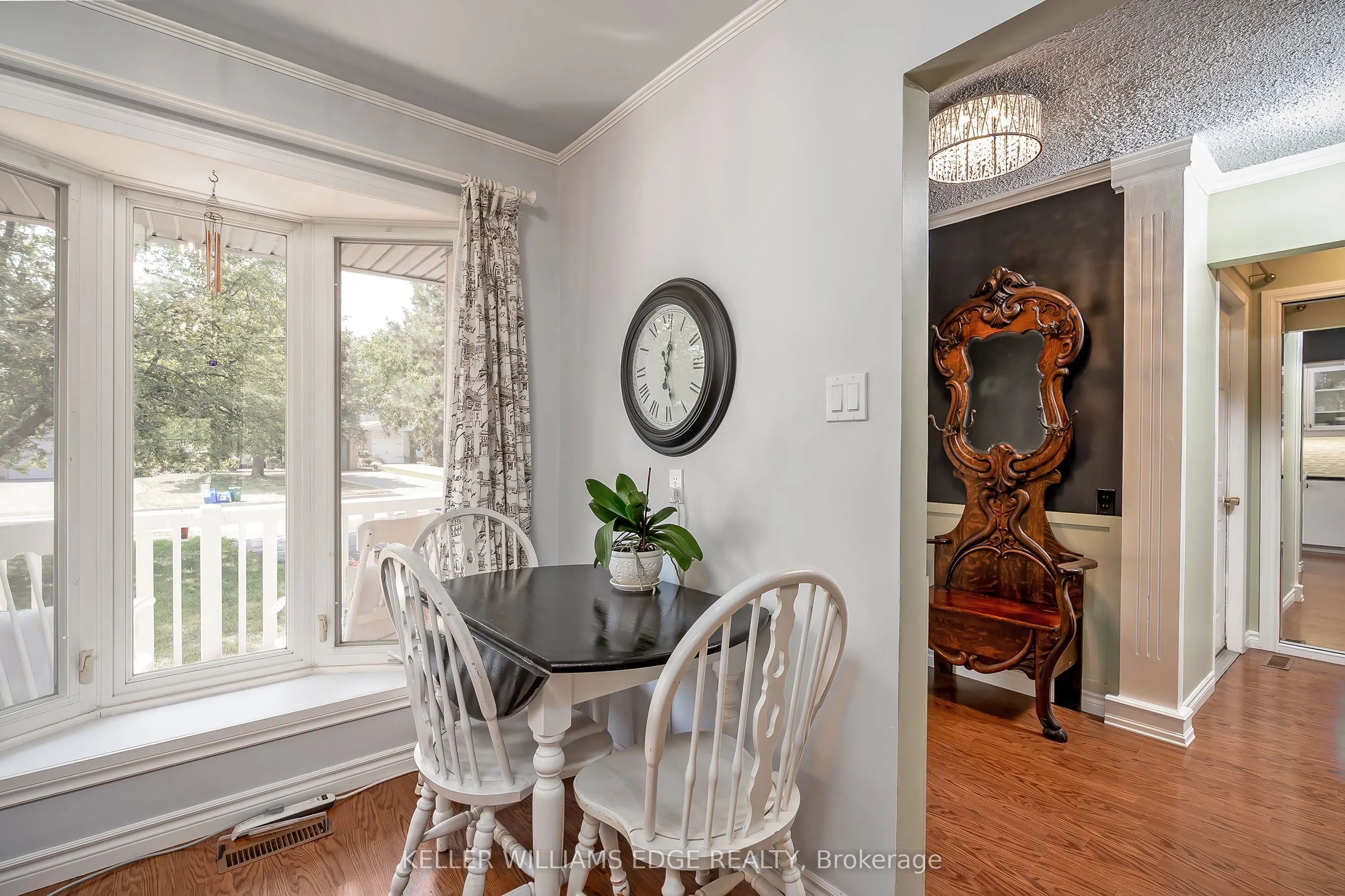 2407 Hemlock Court