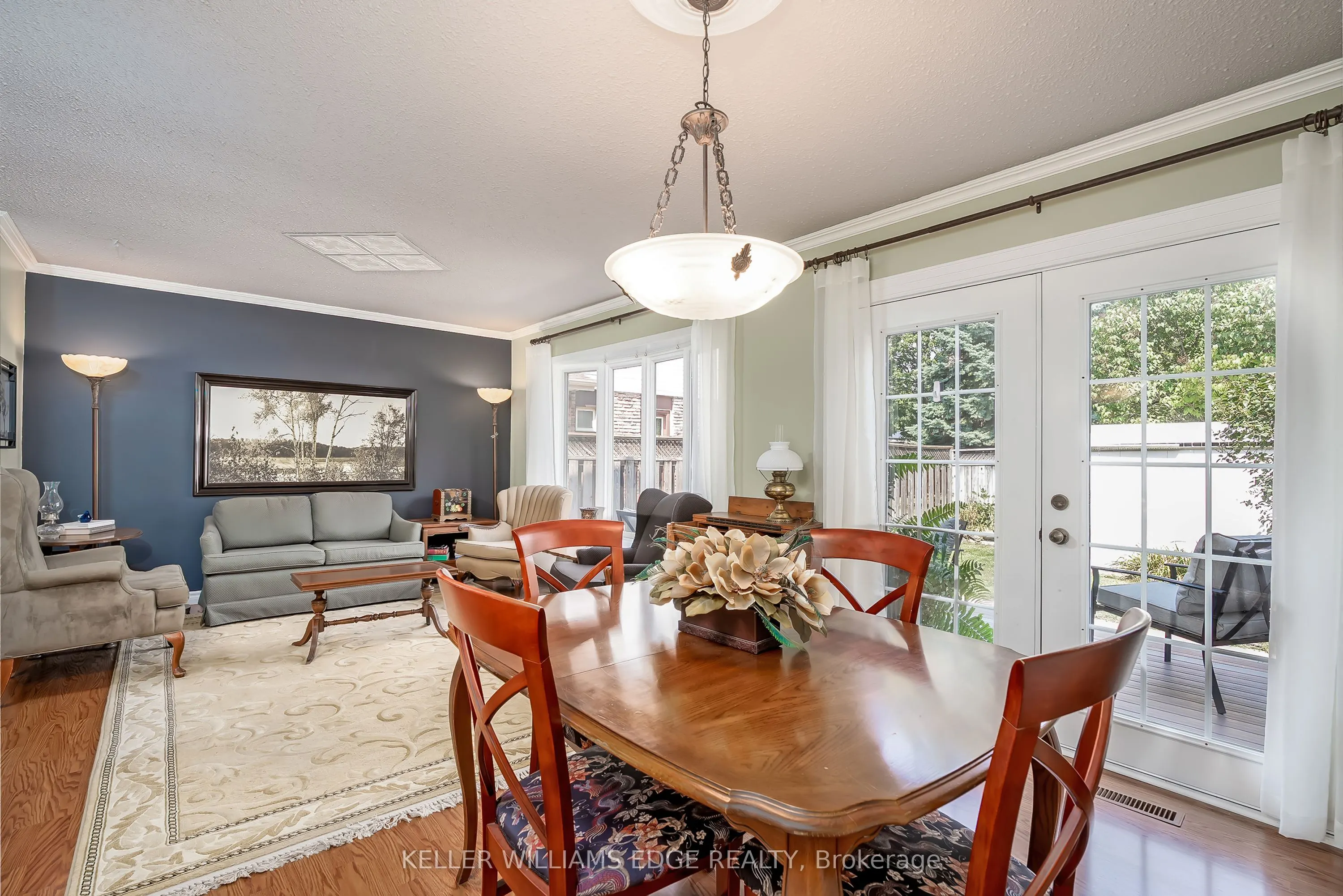 2407 Hemlock Court