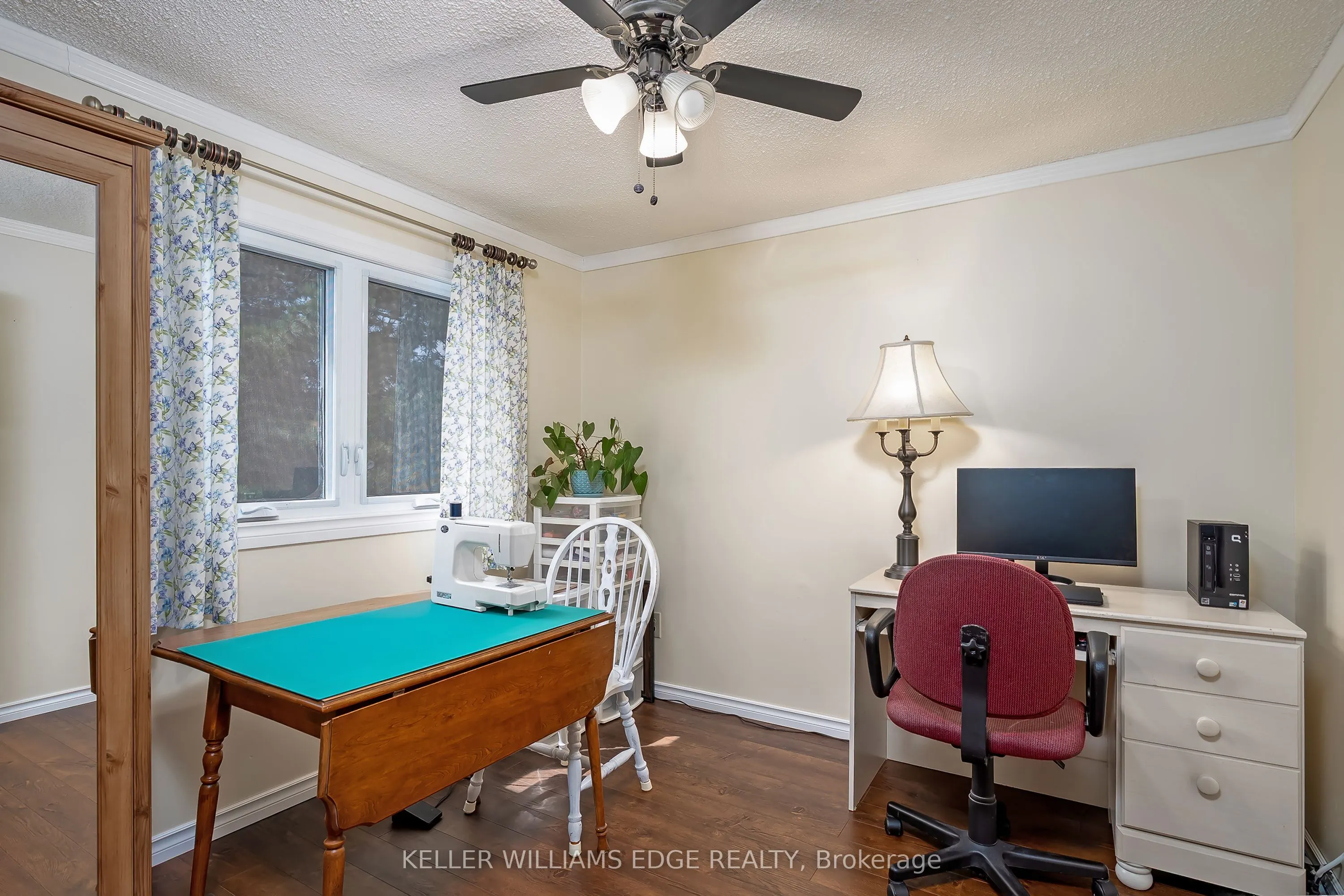 2407 Hemlock Court