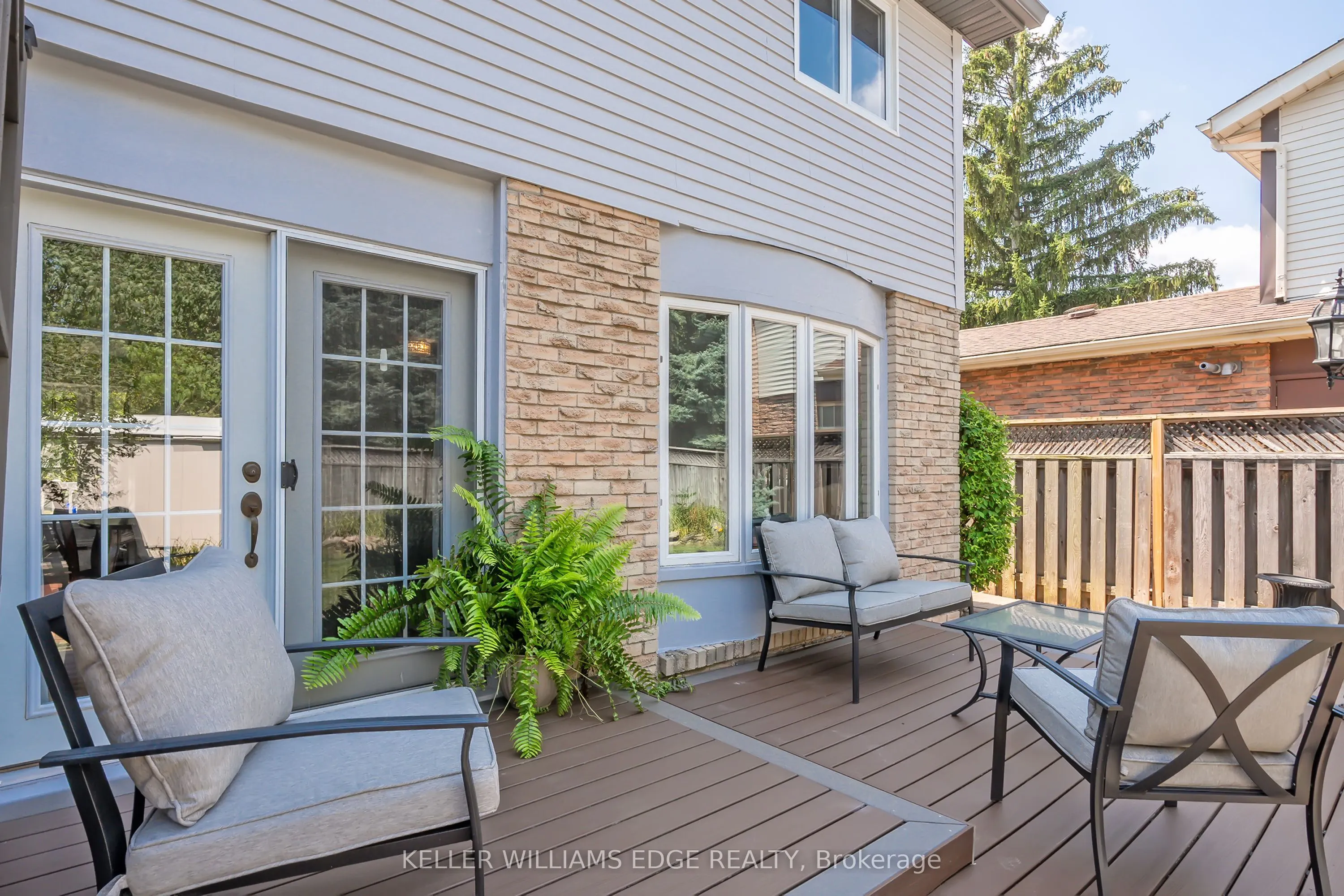 2407 Hemlock Court
