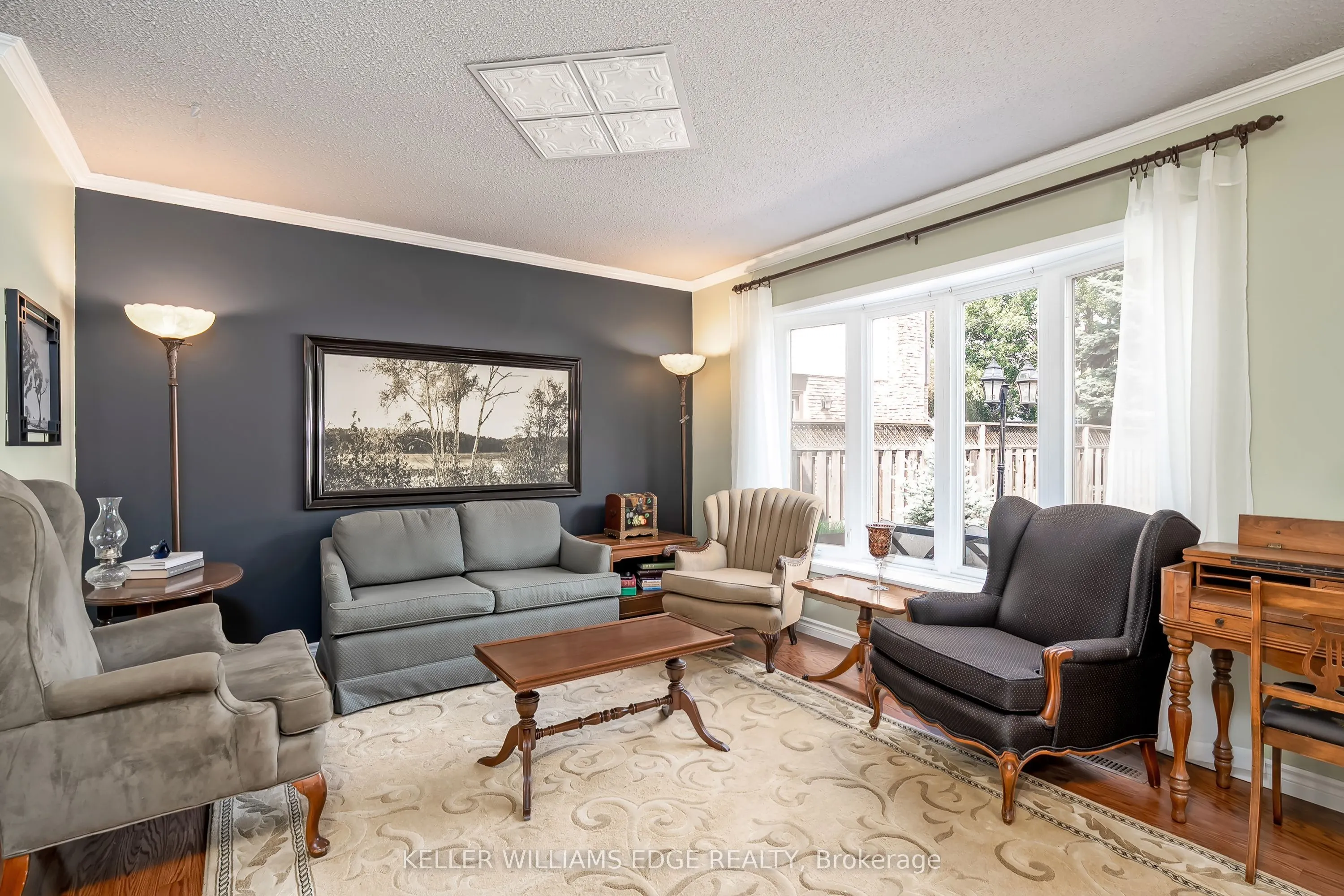 2407 Hemlock Court