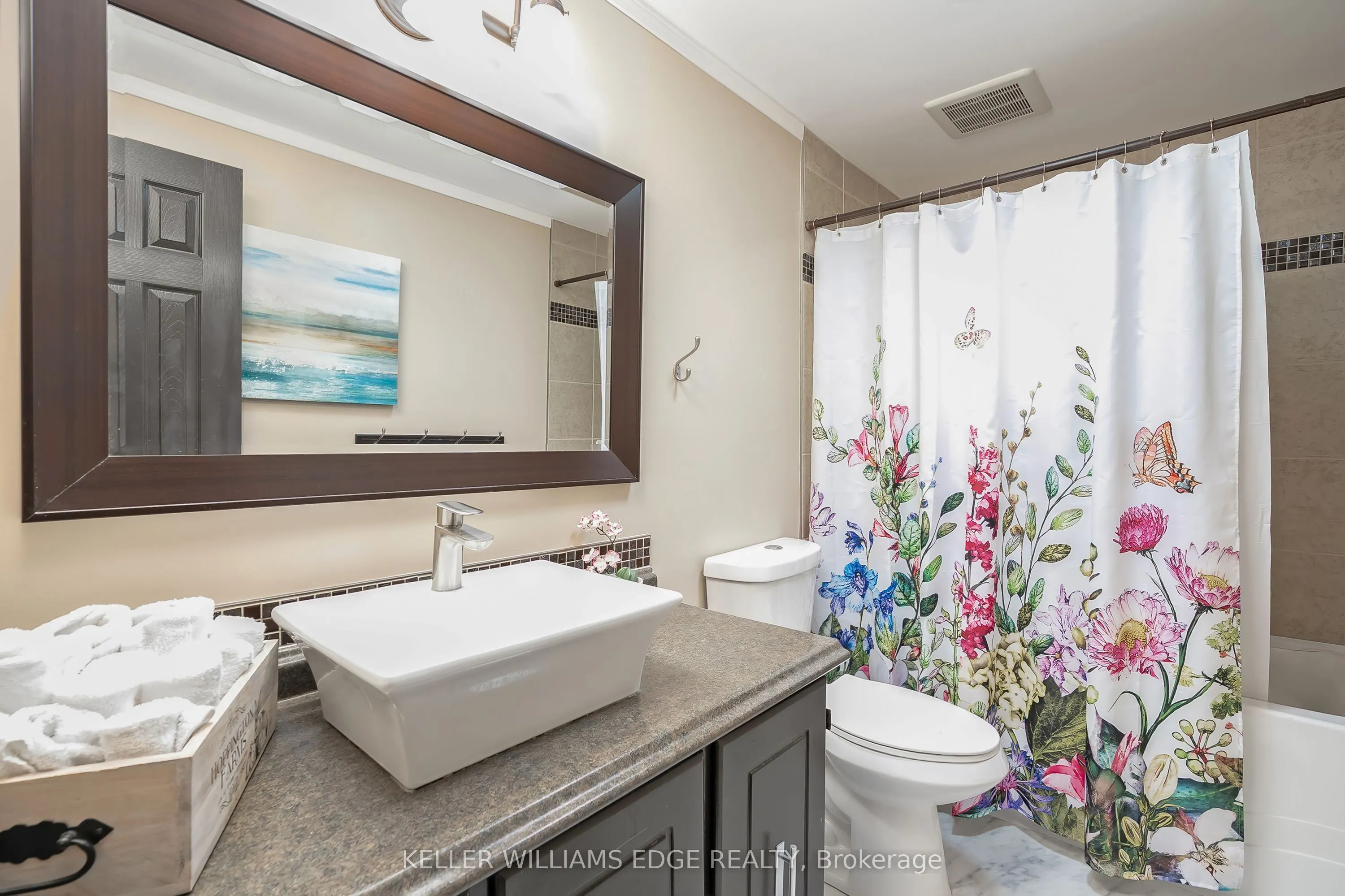 2407 Hemlock Court