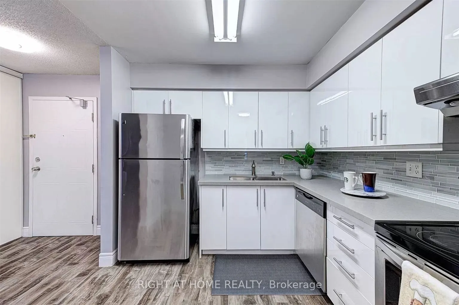 1510 Pilgrims Way, #724