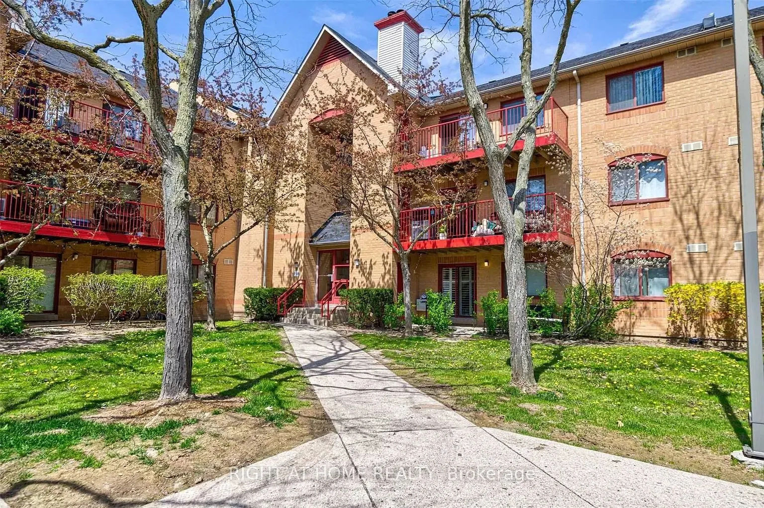 1510 Pilgrims Way, #724
