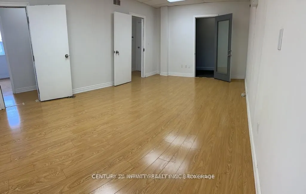 323 Kerr Street, #207
