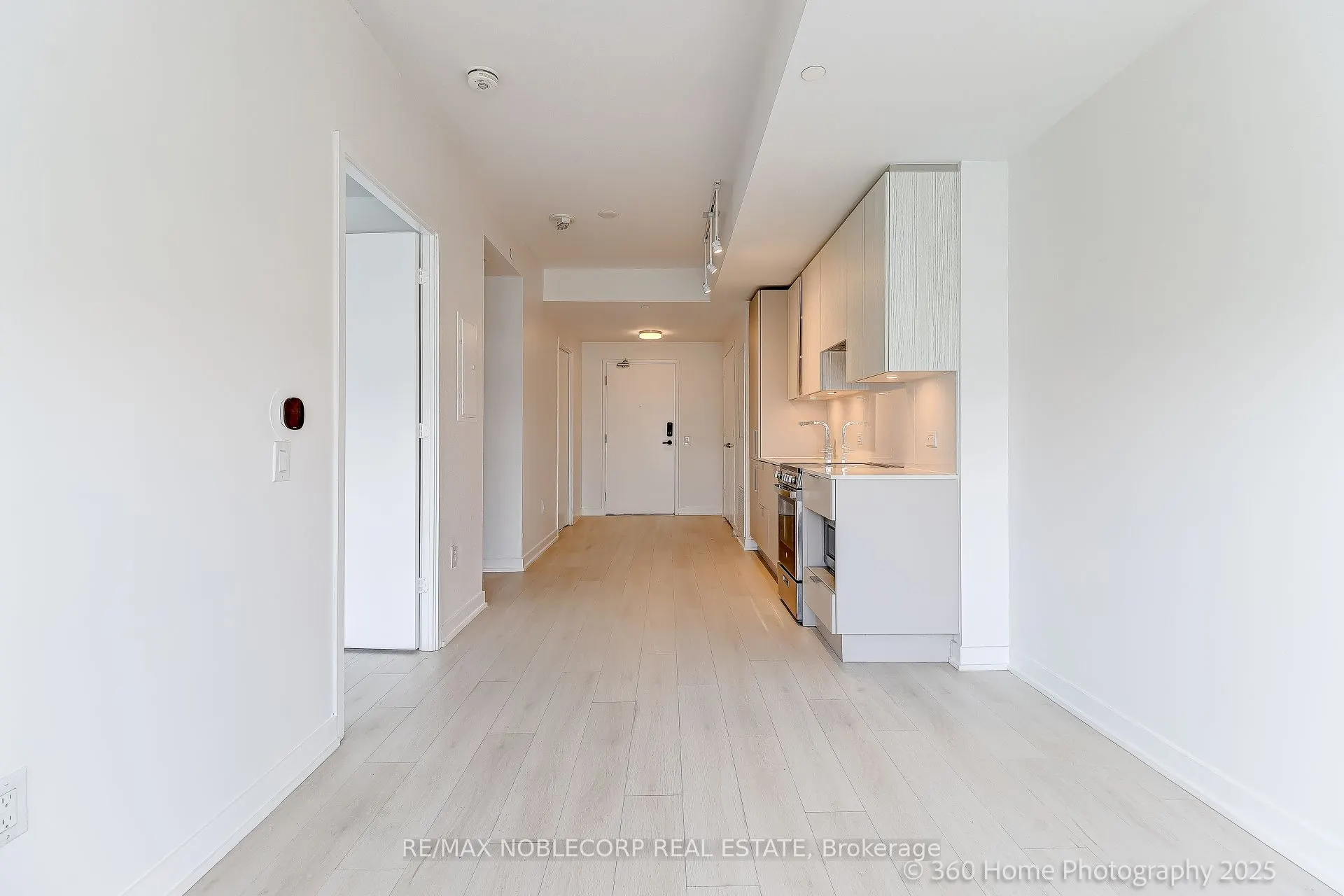 3900 Confederation Parkway, #2912