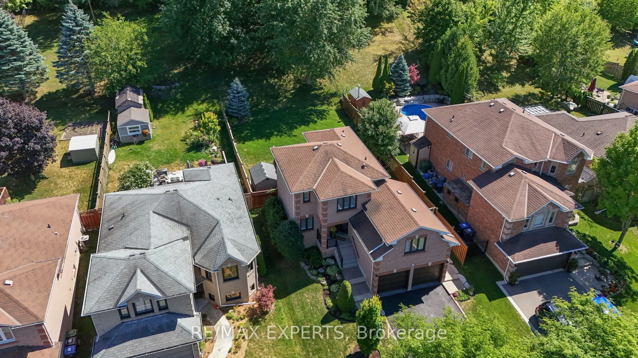 44 Sunkist Valley Road