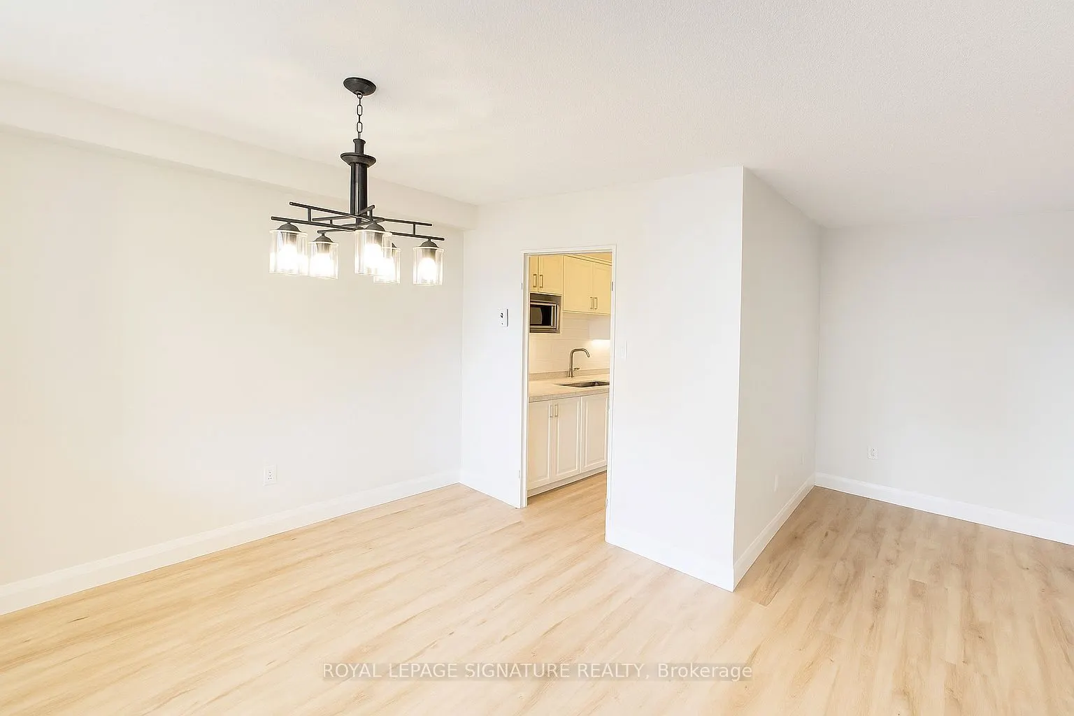 65 Southport Street, #810