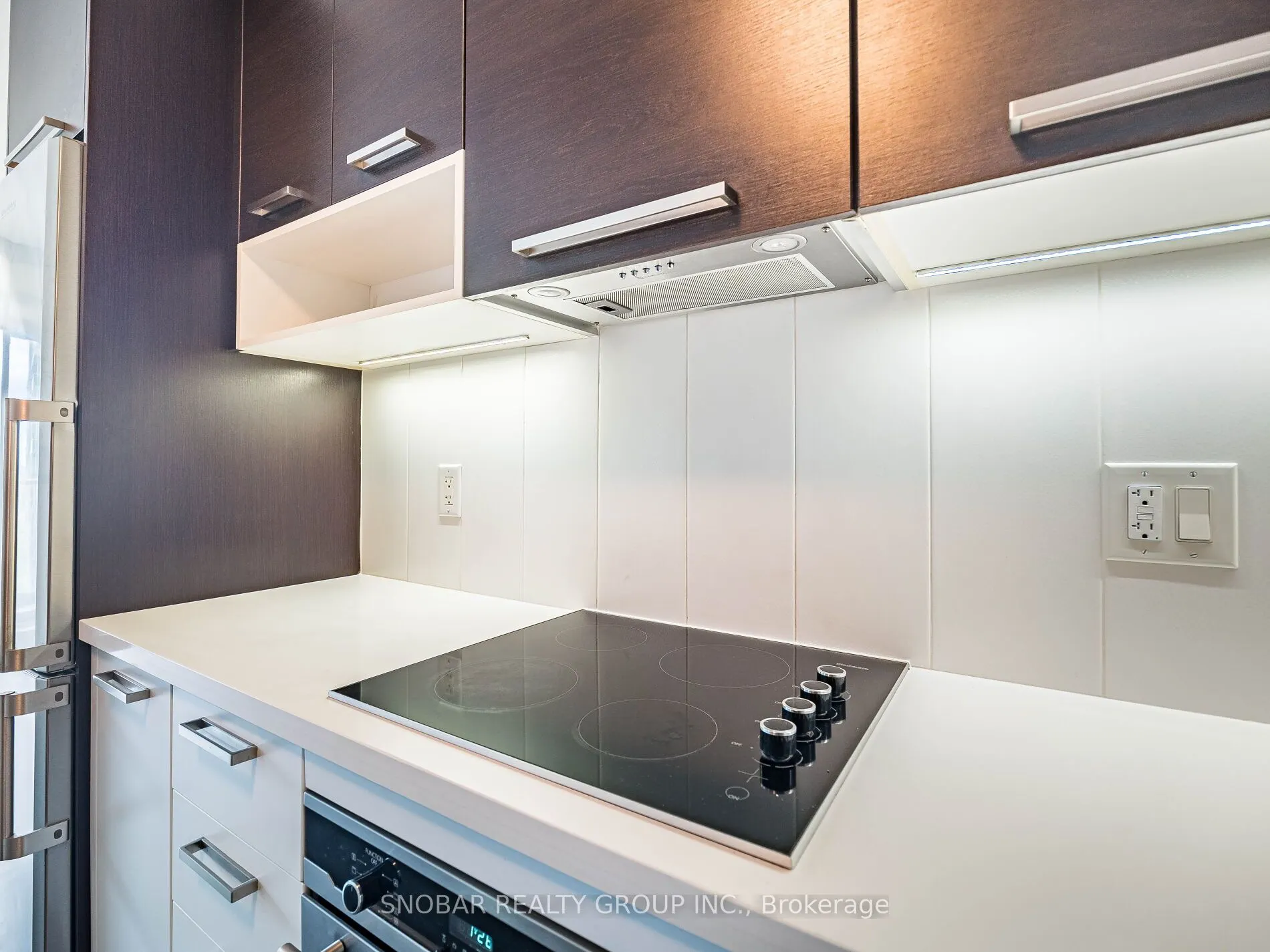 36 Park Lawn Road, #2406
